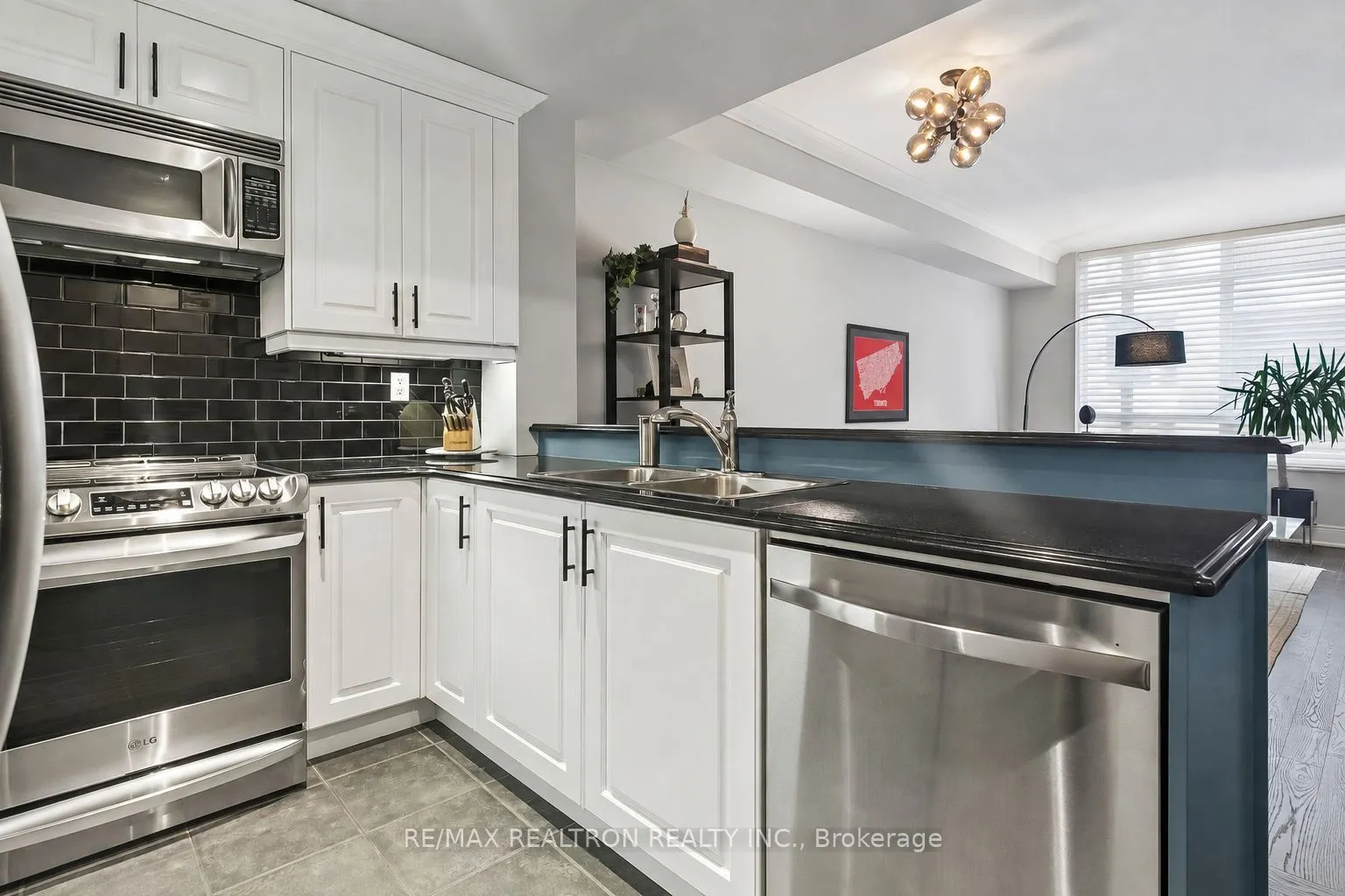 55 Delisle Avenue #707