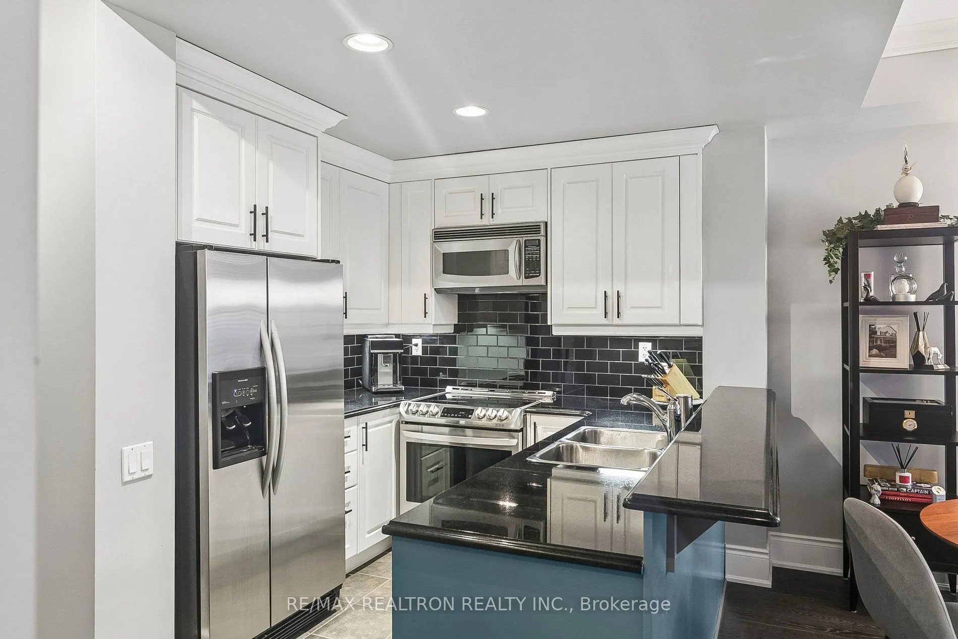 55 Delisle Avenue #707