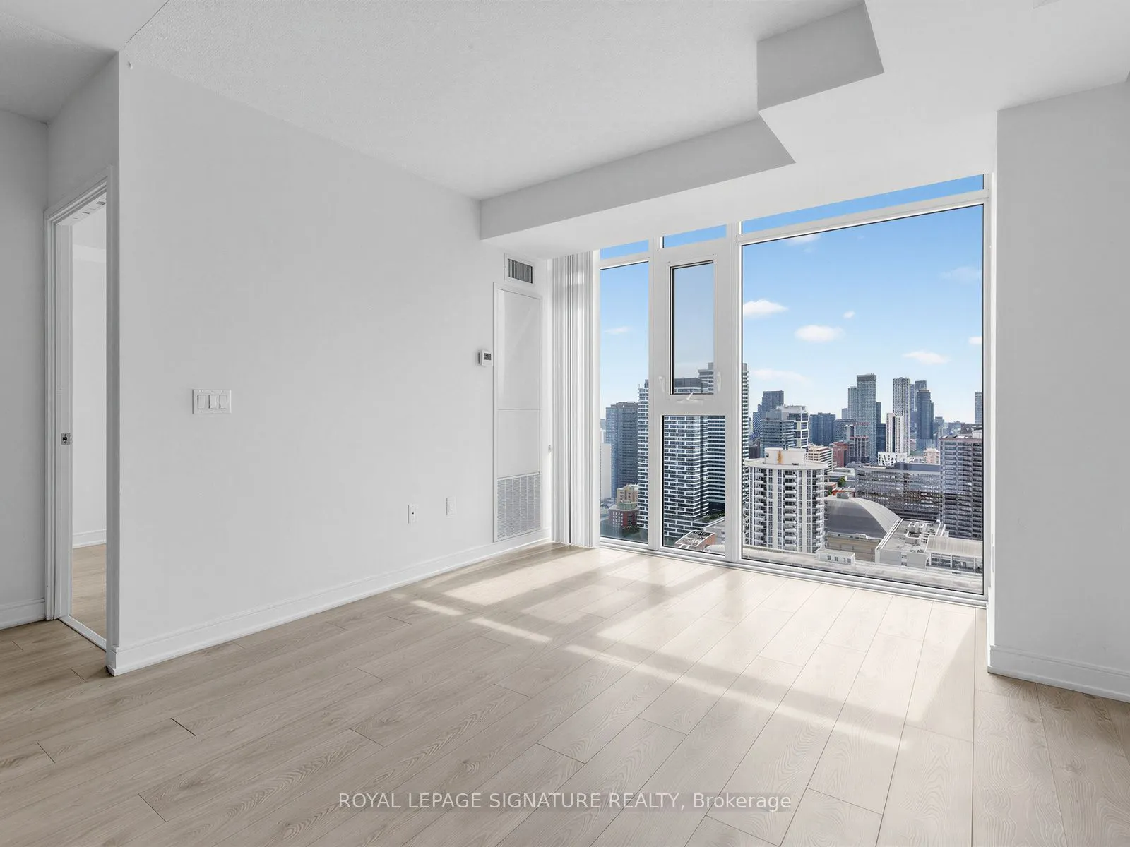 50 Wellesley Street E #3810