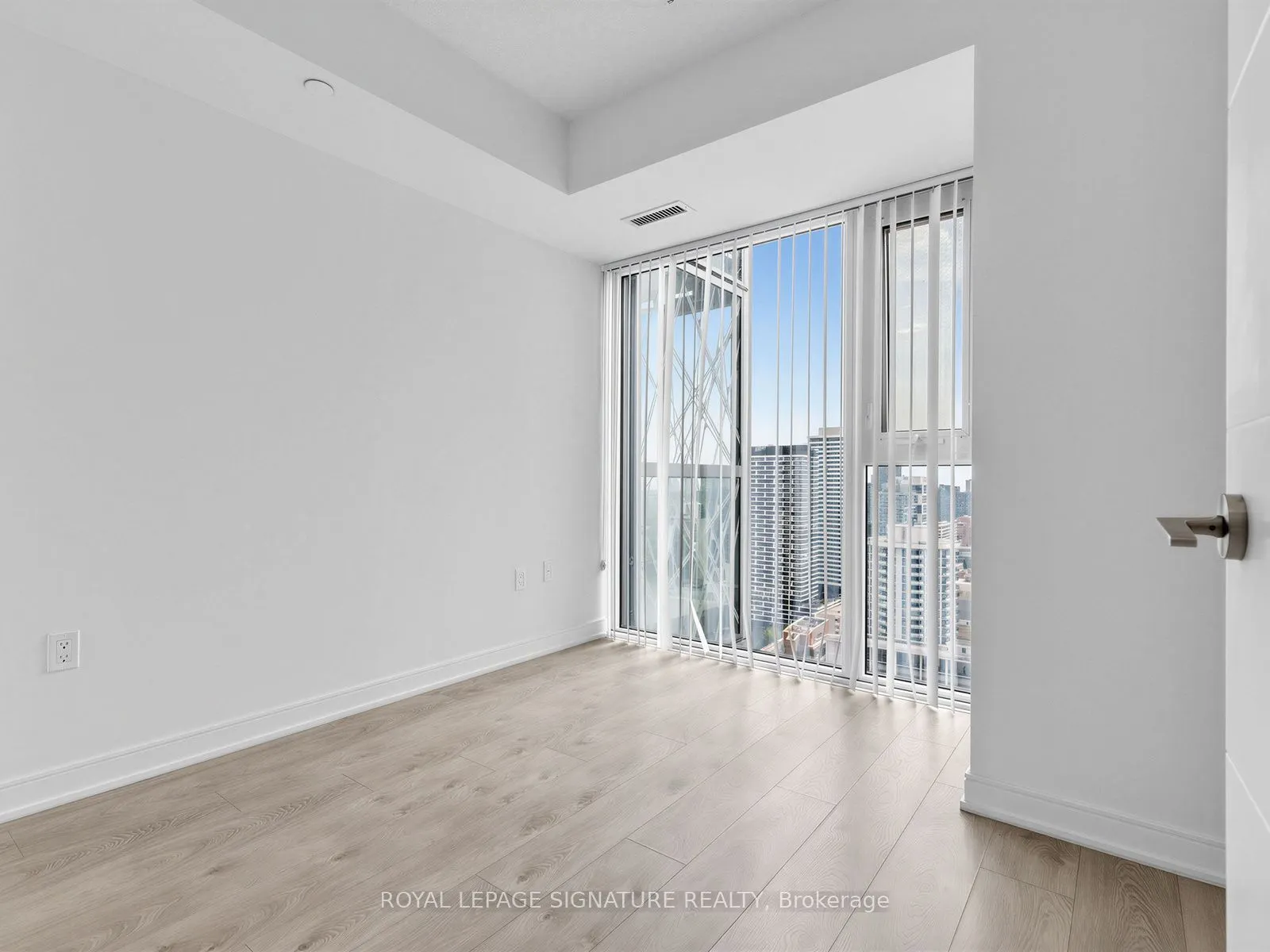 50 Wellesley Street E #3810