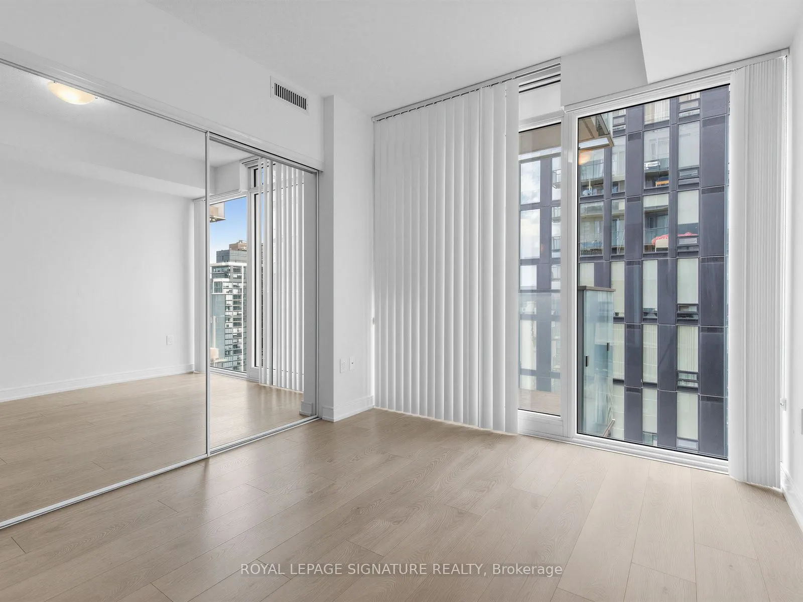 50 Wellesley Street E #3810