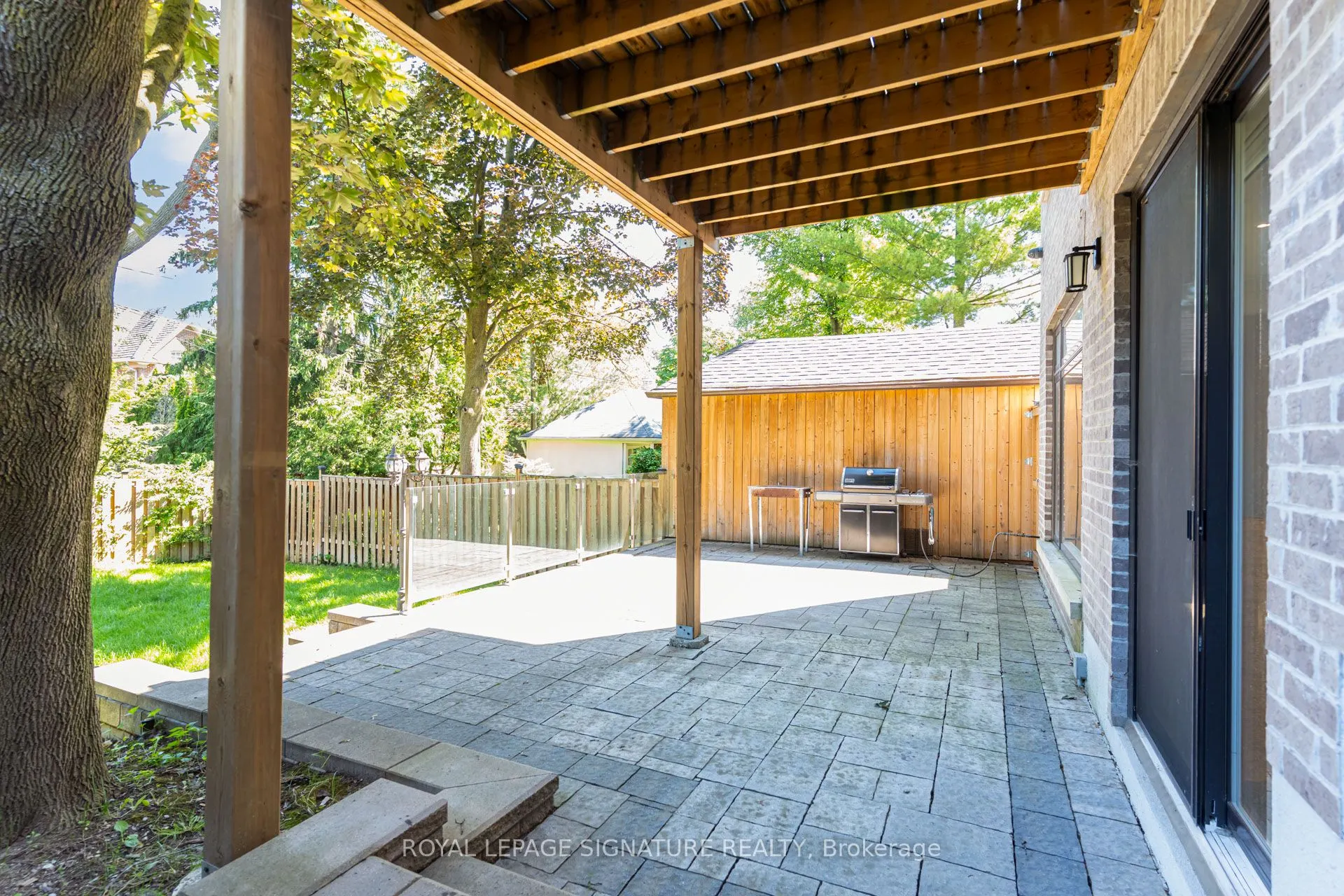 200 Snowdon Avenue
