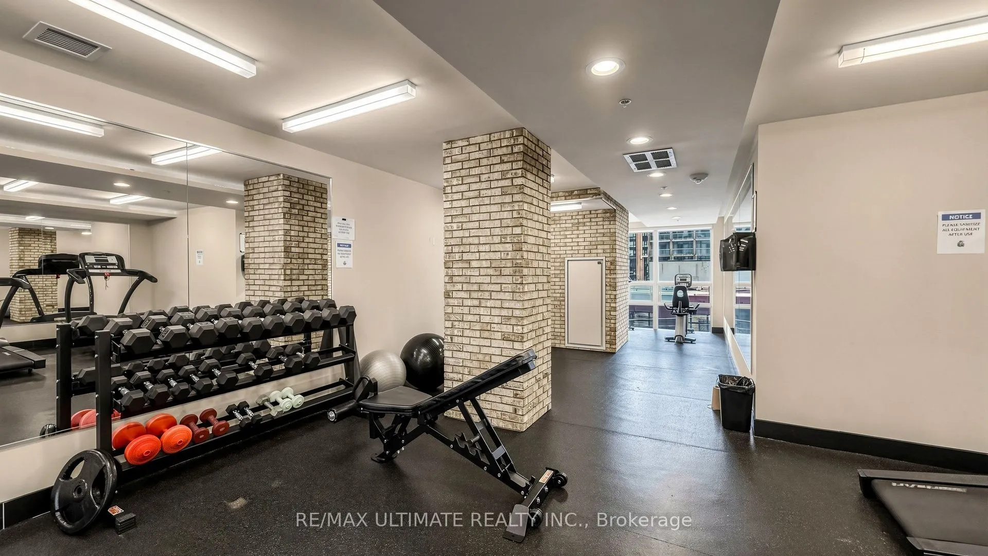 39 Sherbourne Street #303