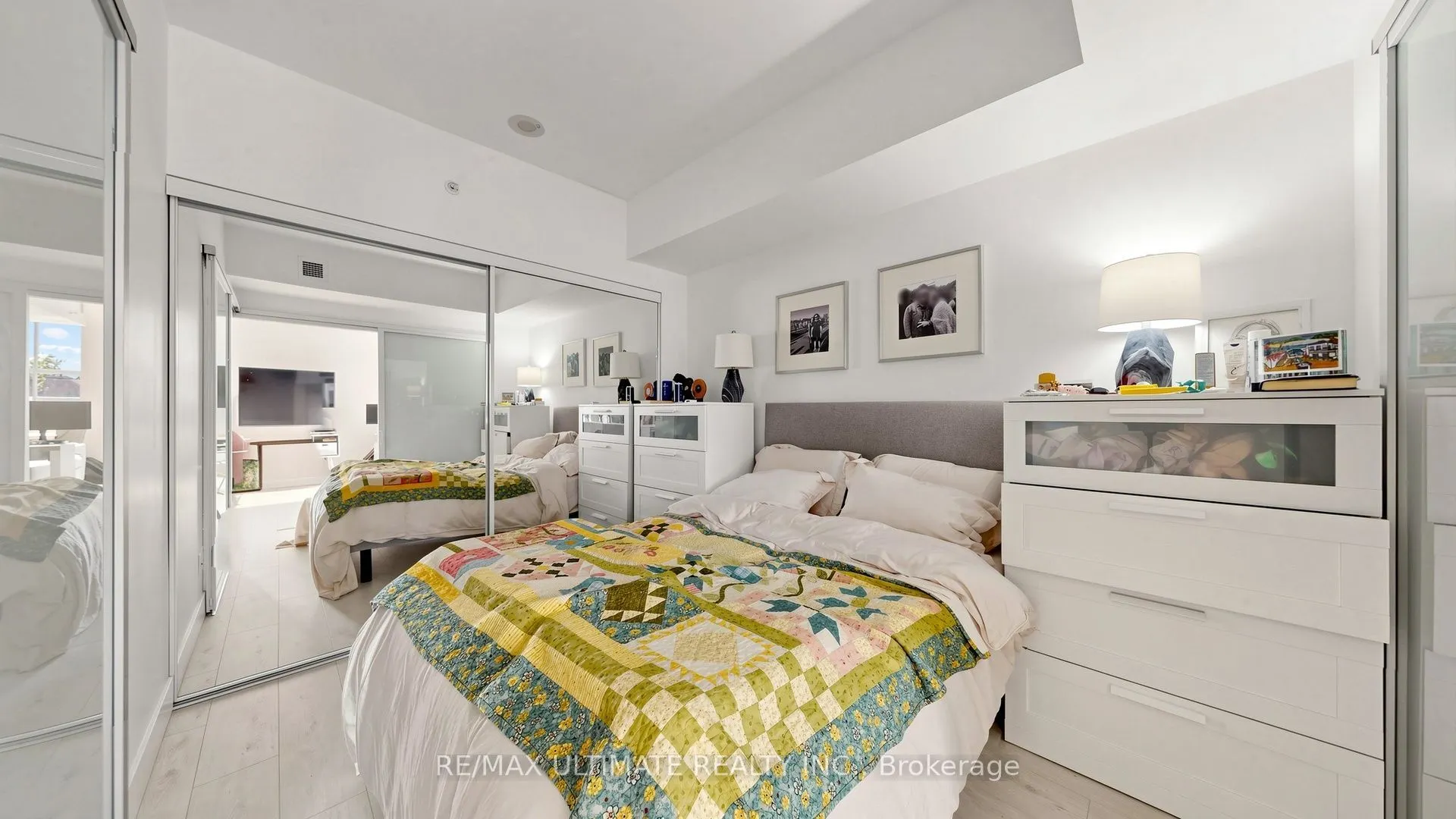 39 Sherbourne Street #303