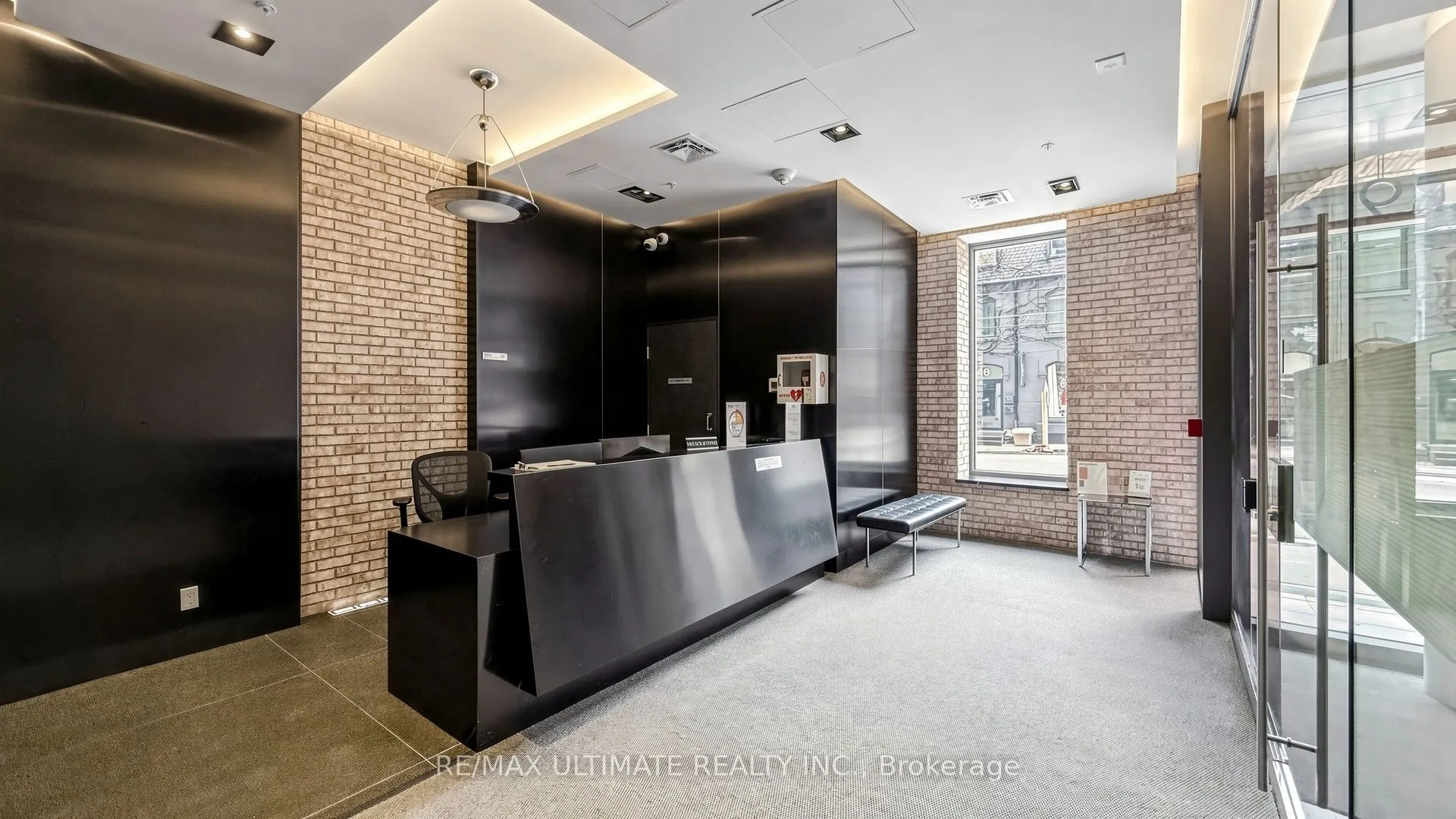 39 Sherbourne Street #303