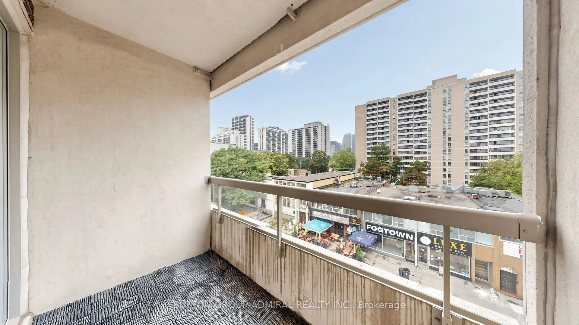 253 Merton Street #606