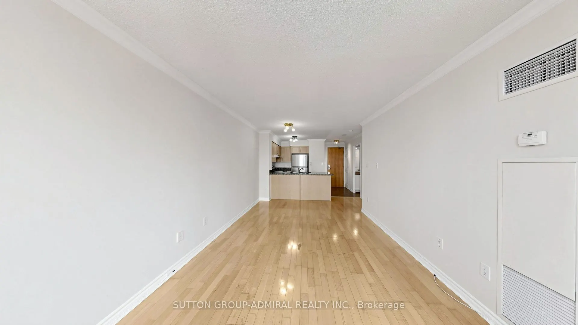253 Merton Street #606