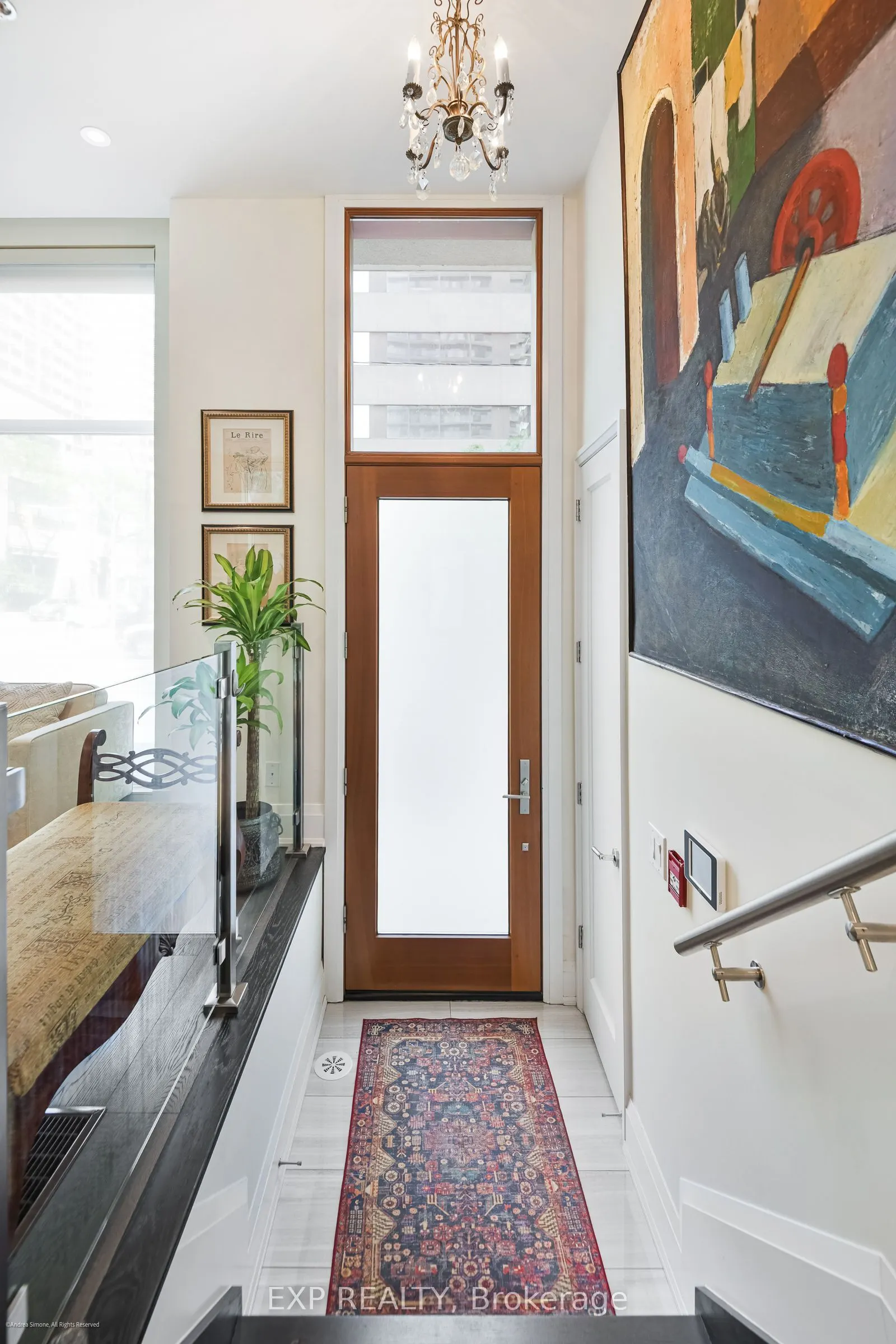 1084 Bay Street #15