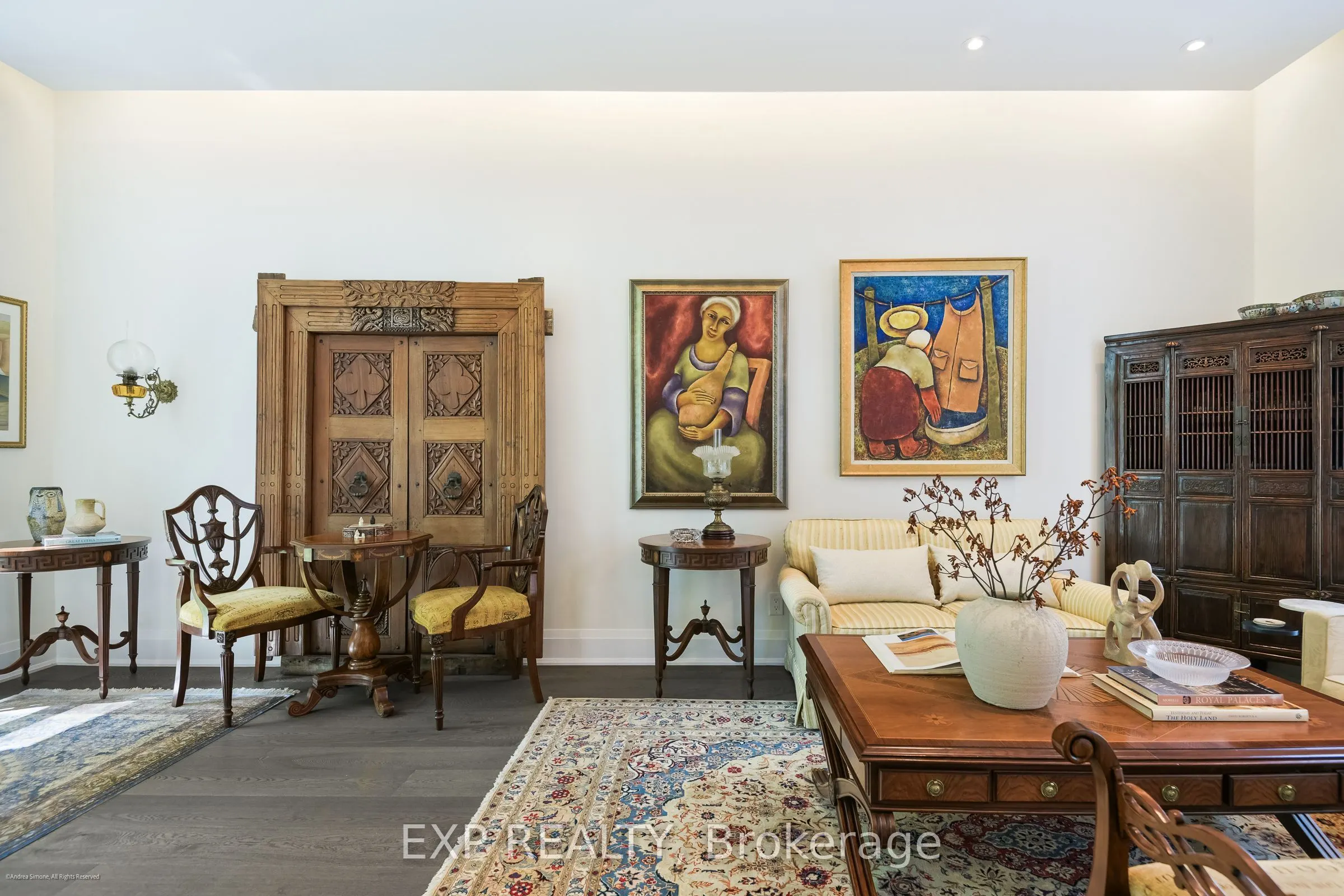 1084 Bay Street #15