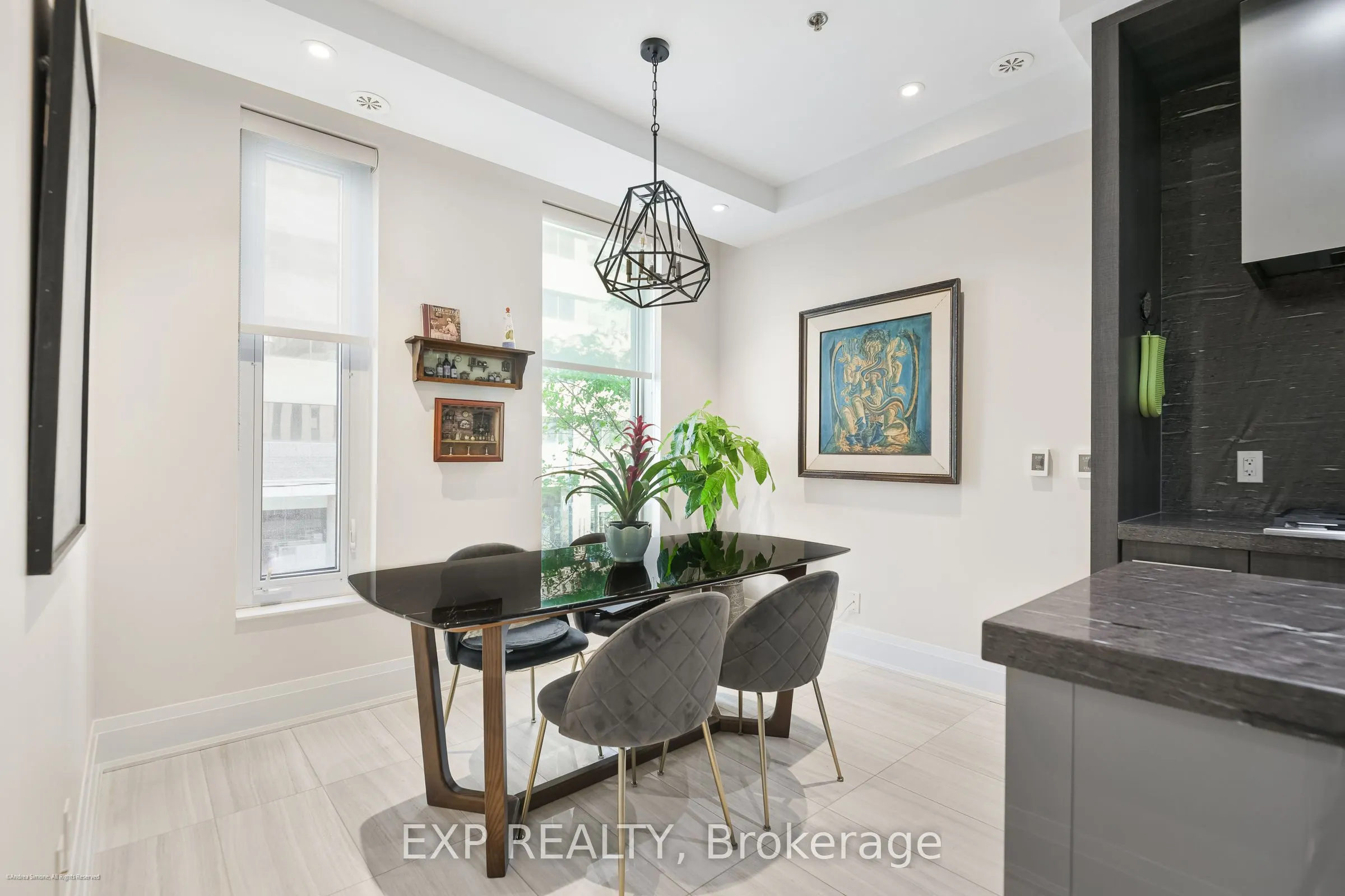 1084 Bay Street #15