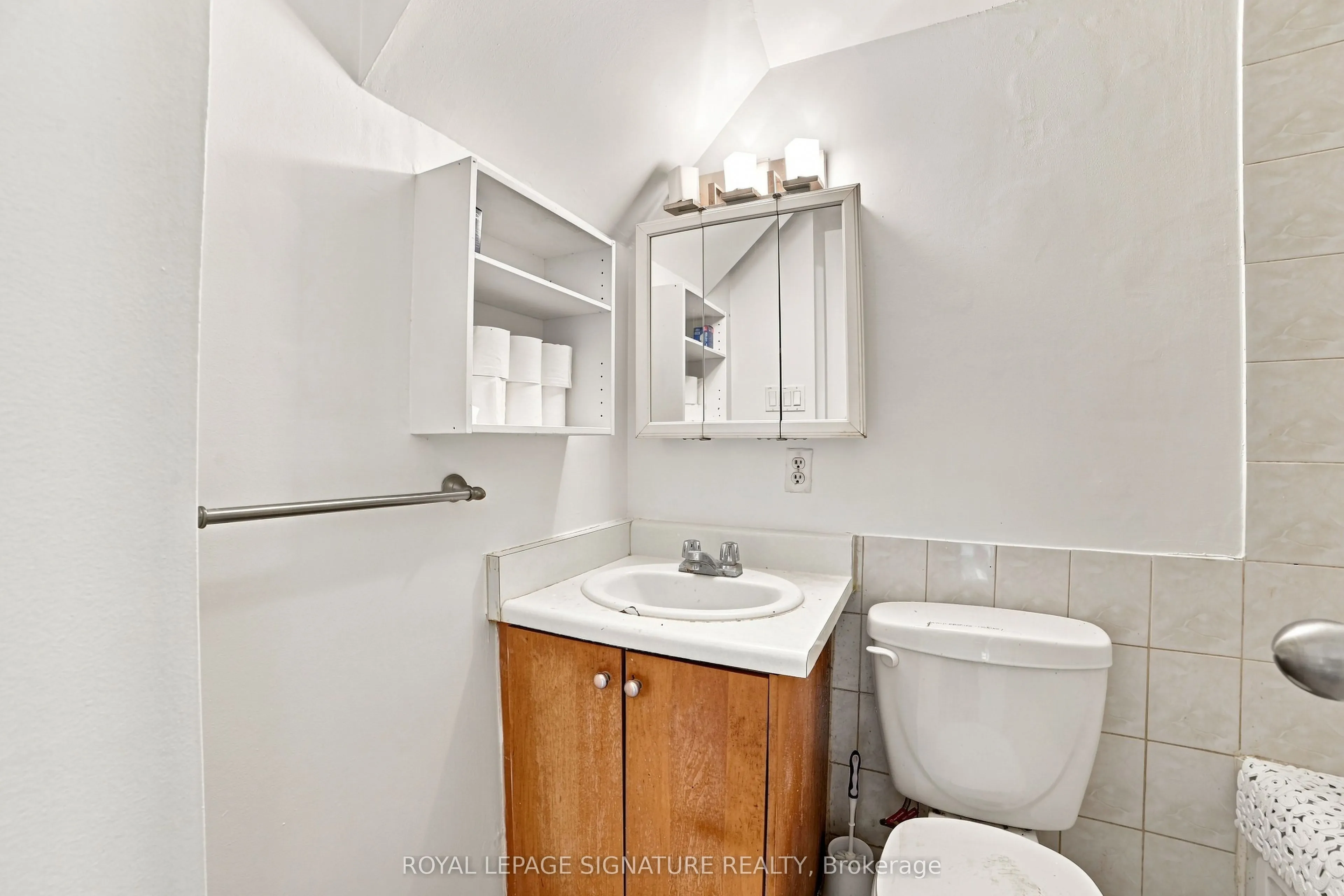 325 Jarvis Street #18