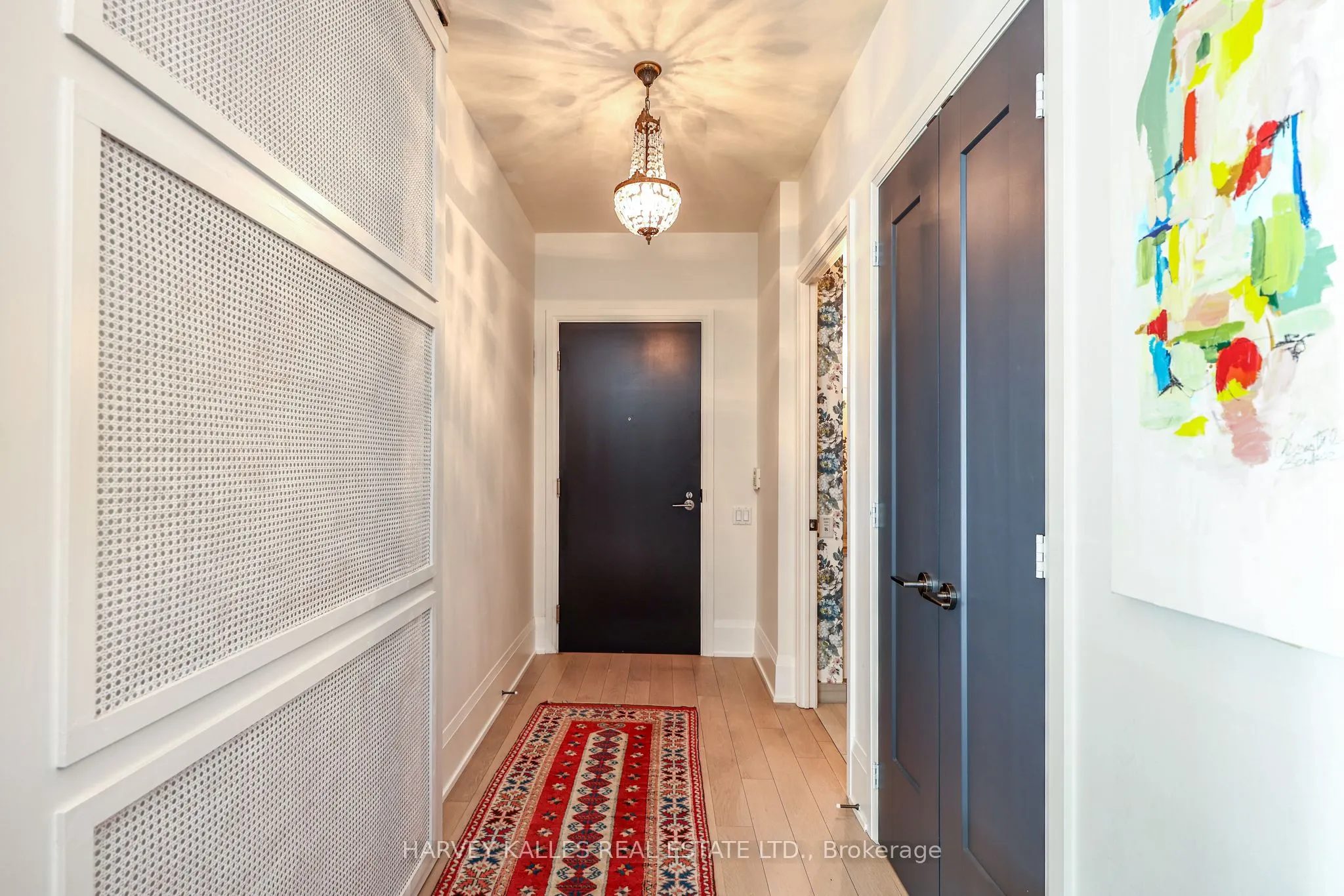 101 Erskine Avenue #2407