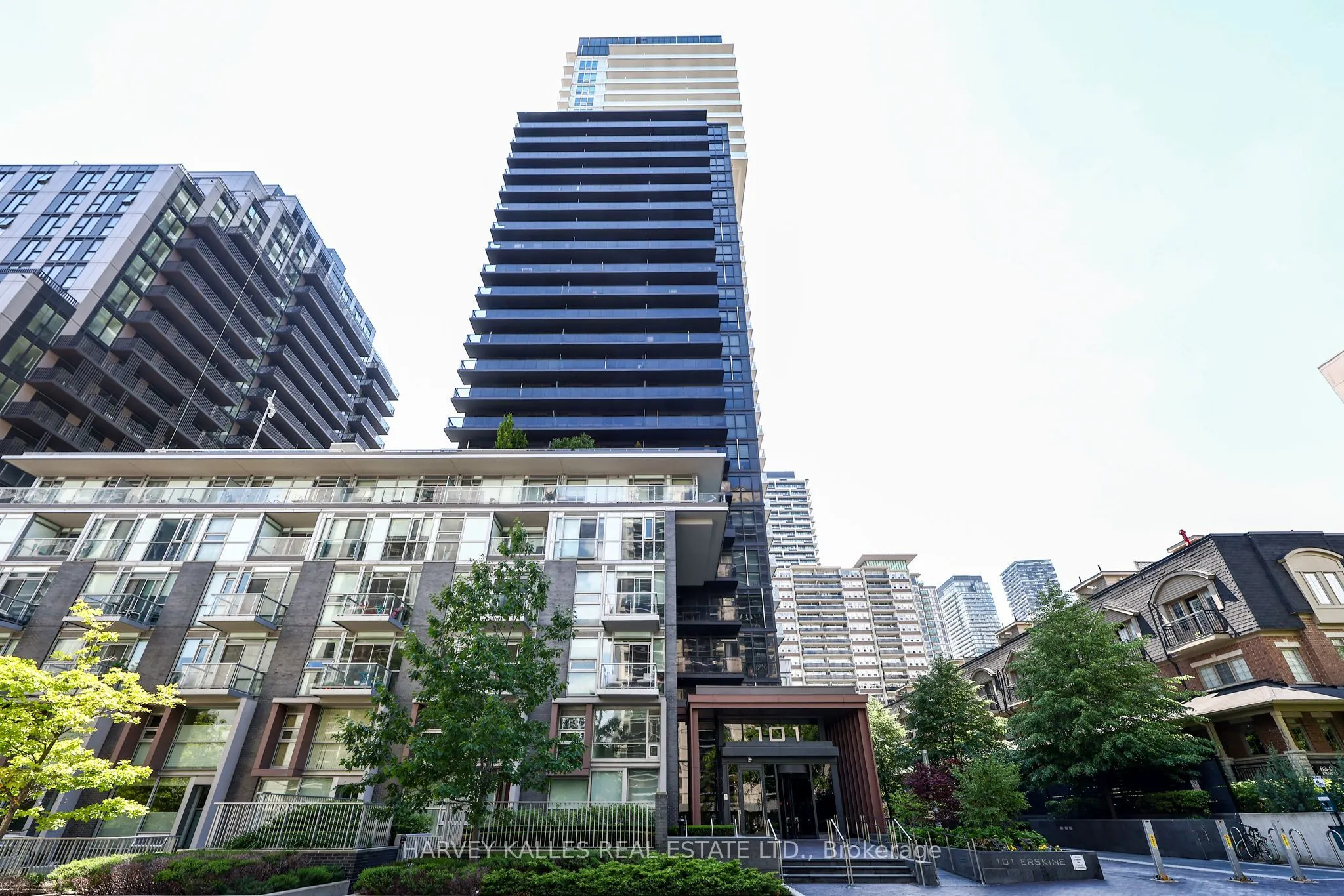 101 Erskine Avenue #2407