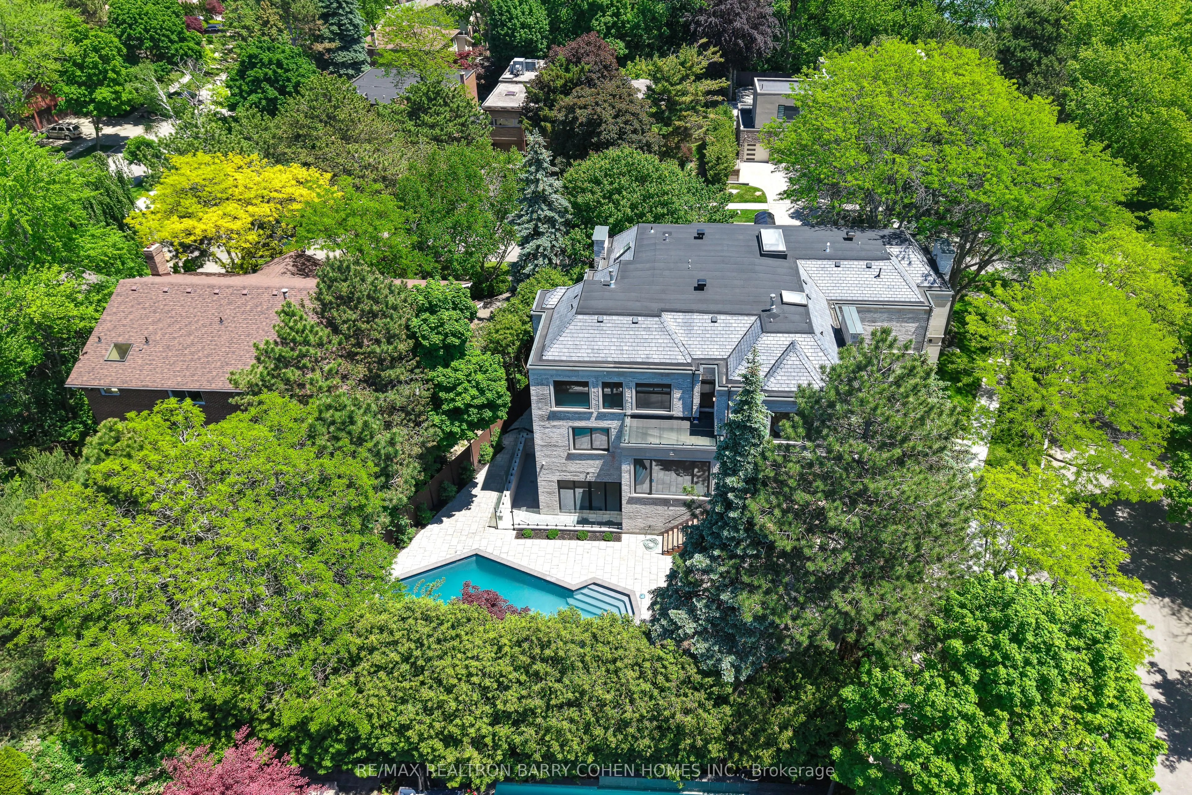 27 Penwood Crescent