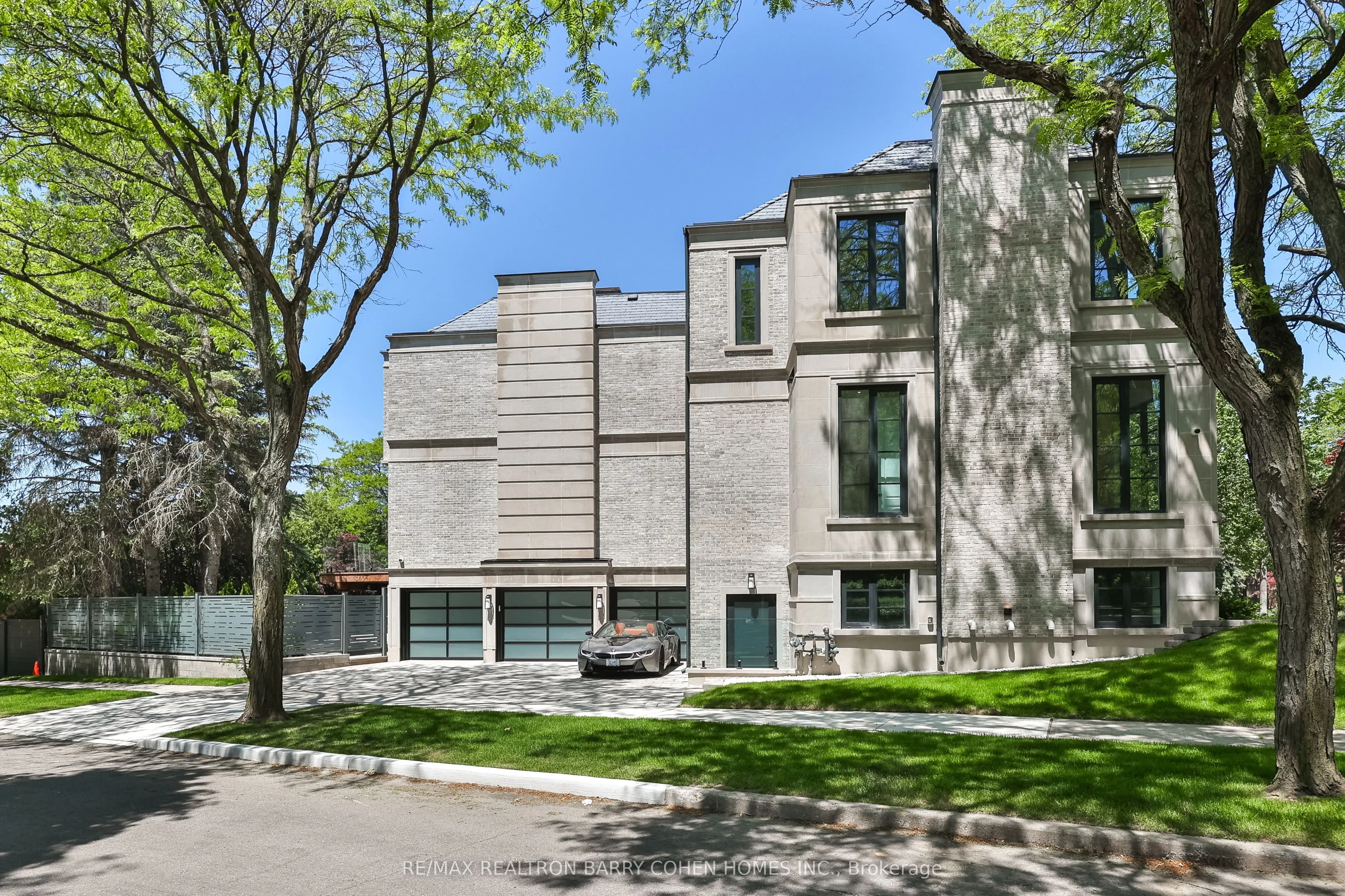 27 Penwood Crescent