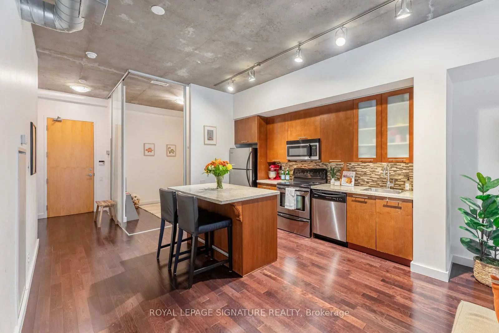 33 Mill Street #210