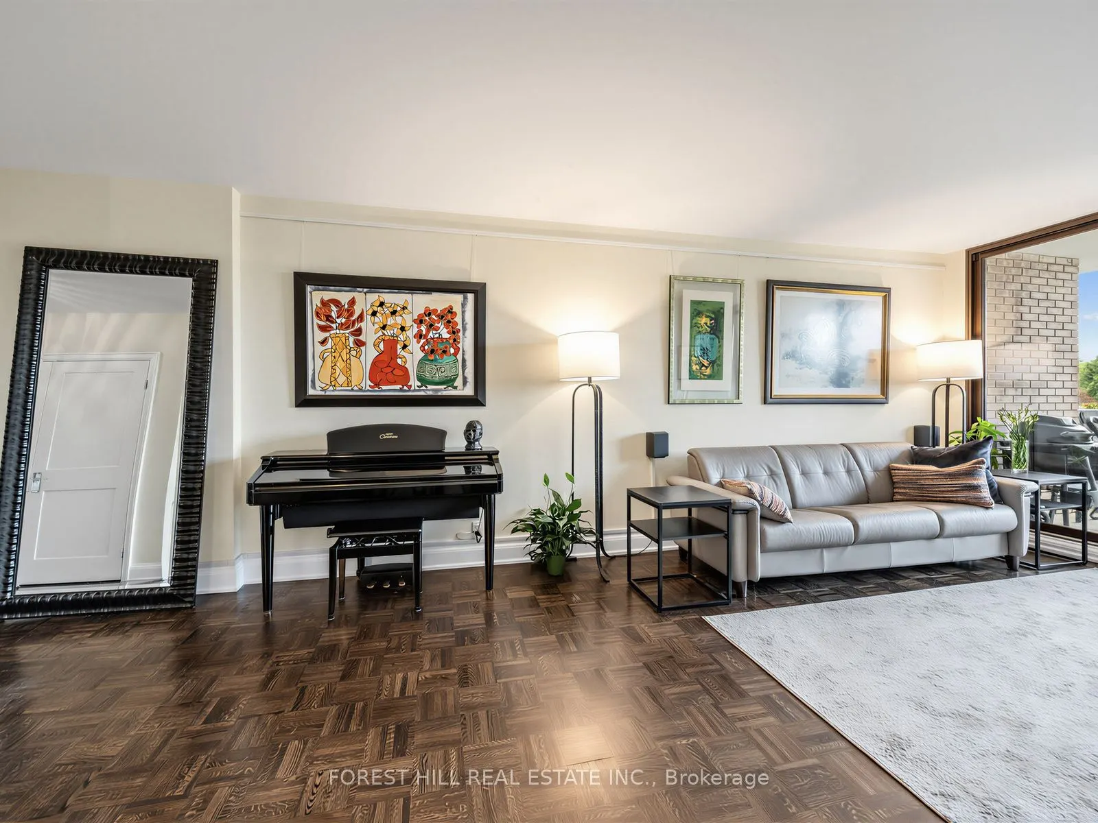 350 Lonsdale Road #502
