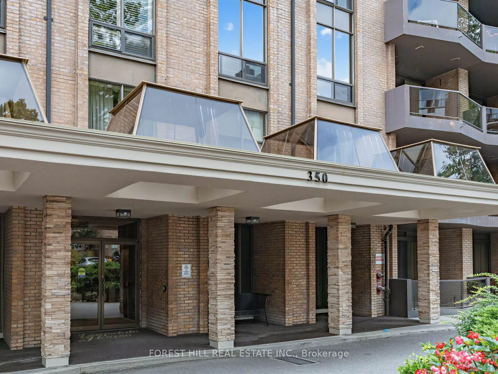 350 Lonsdale Road #502