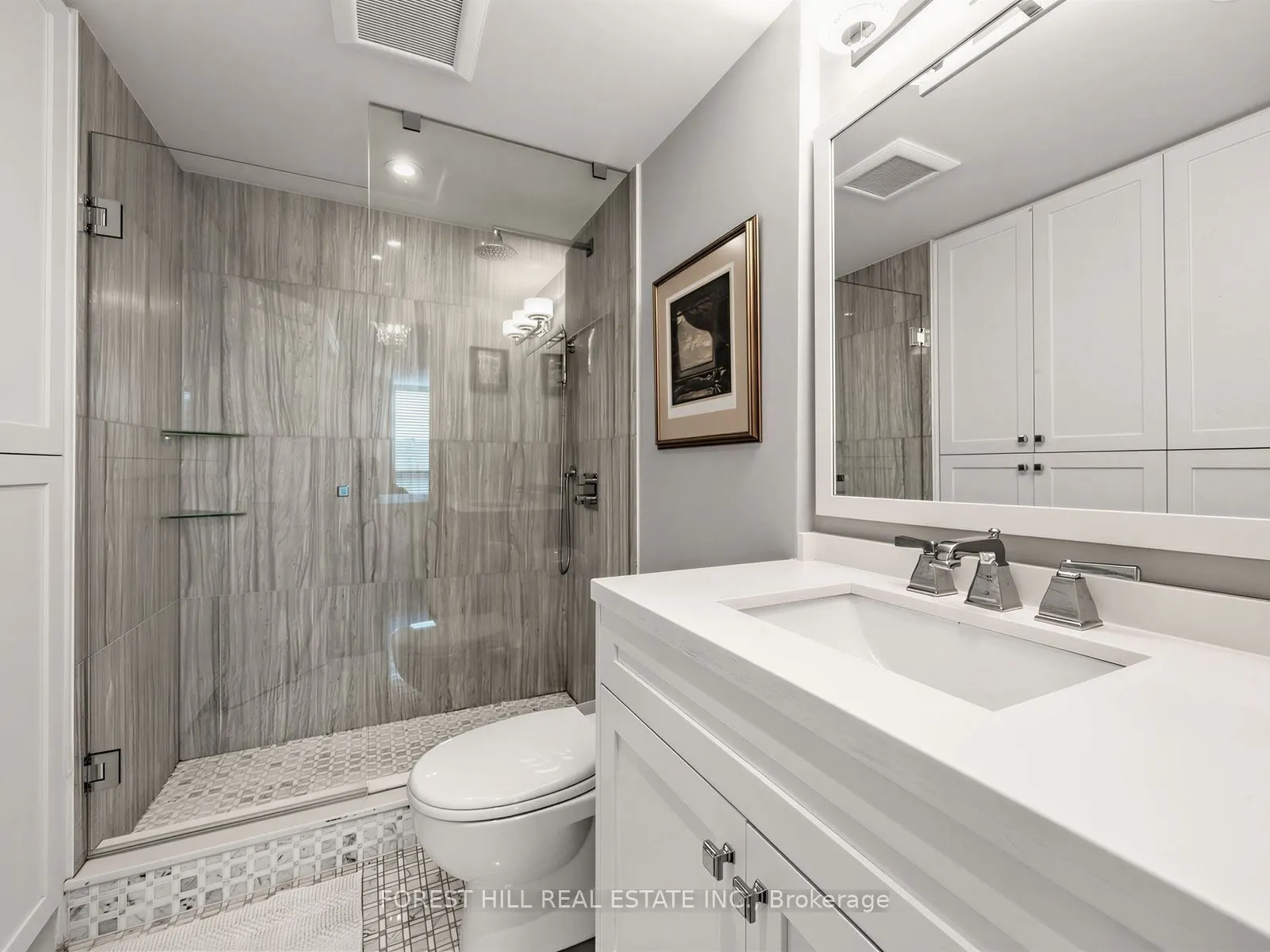 350 Lonsdale Road #502