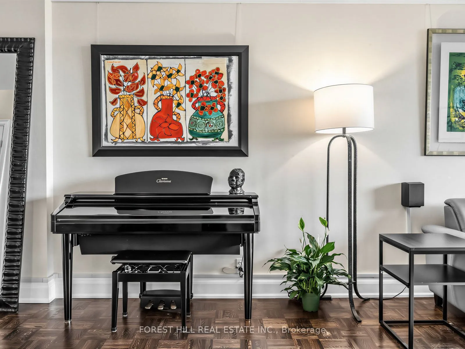 350 Lonsdale Road #502