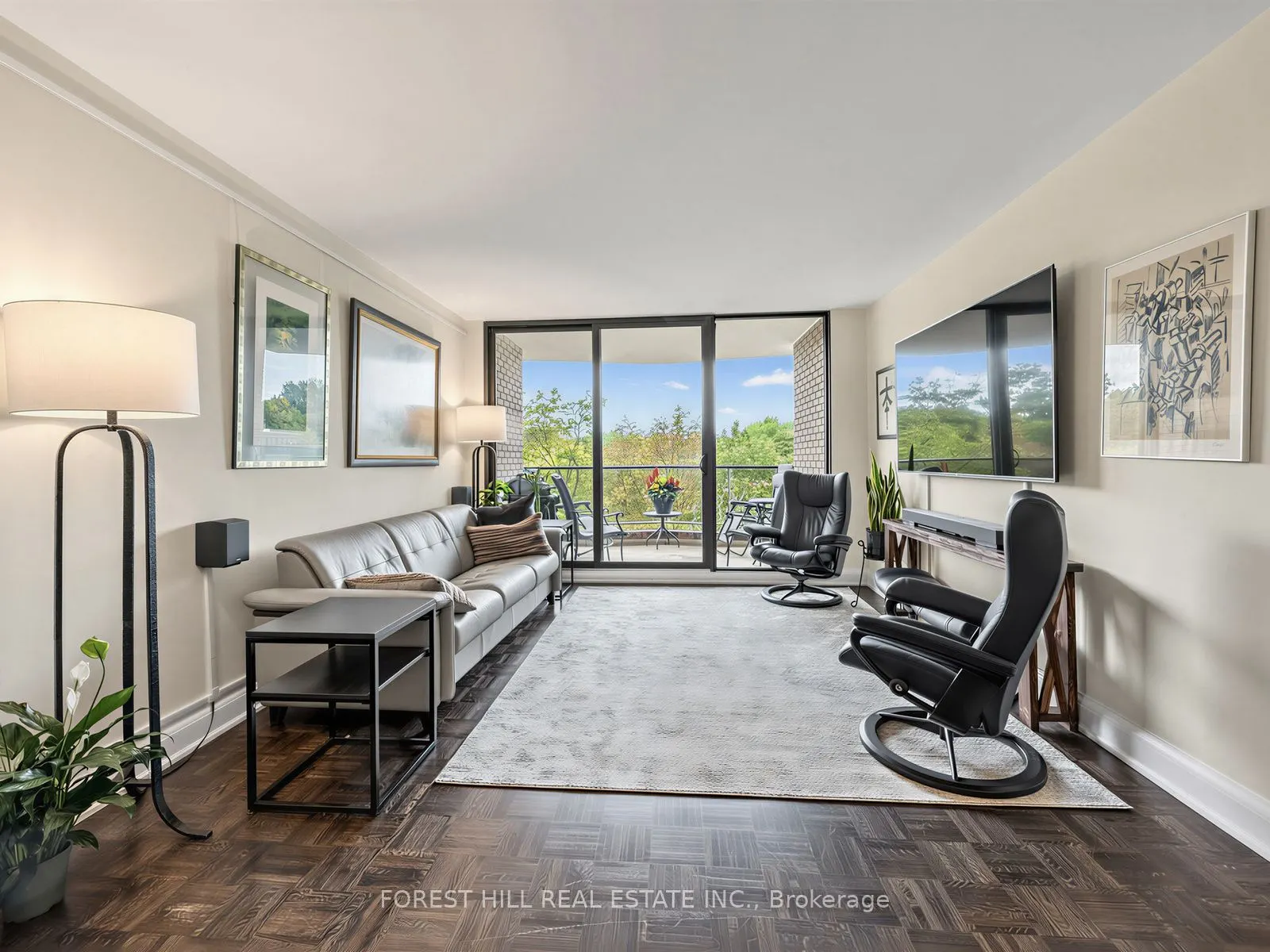 350 Lonsdale Road #502