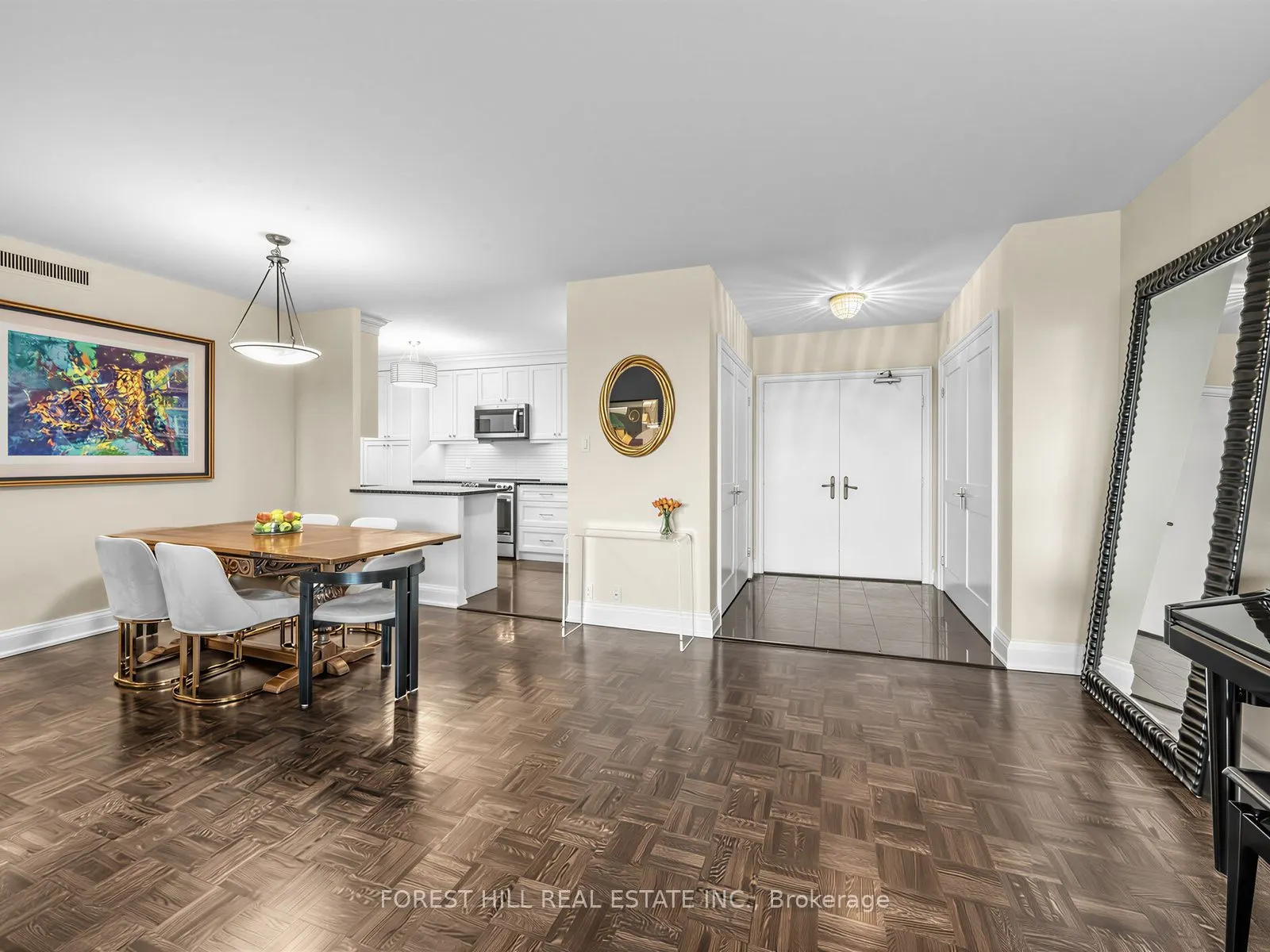 350 Lonsdale Road #502
