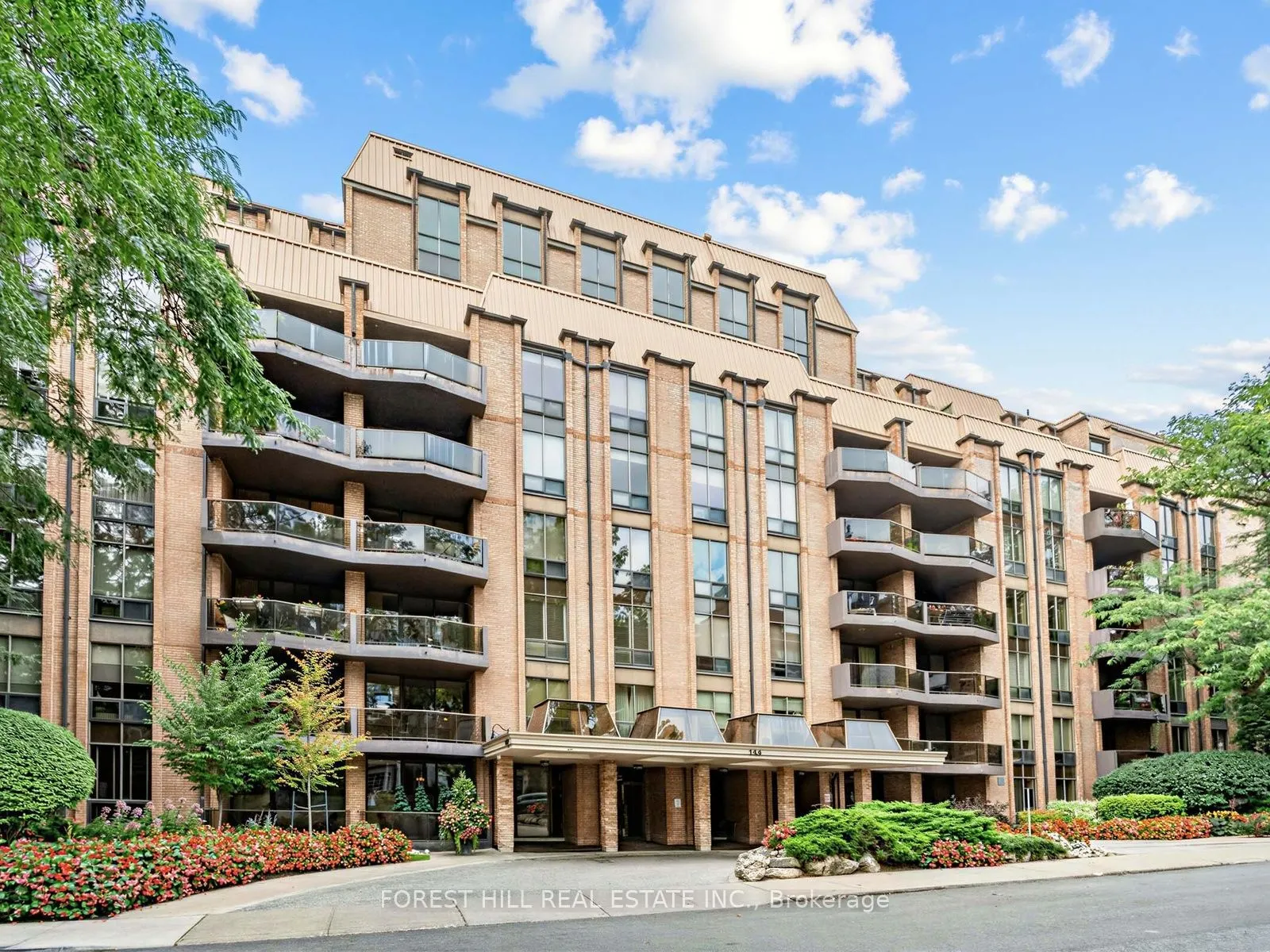 350 Lonsdale Road #502