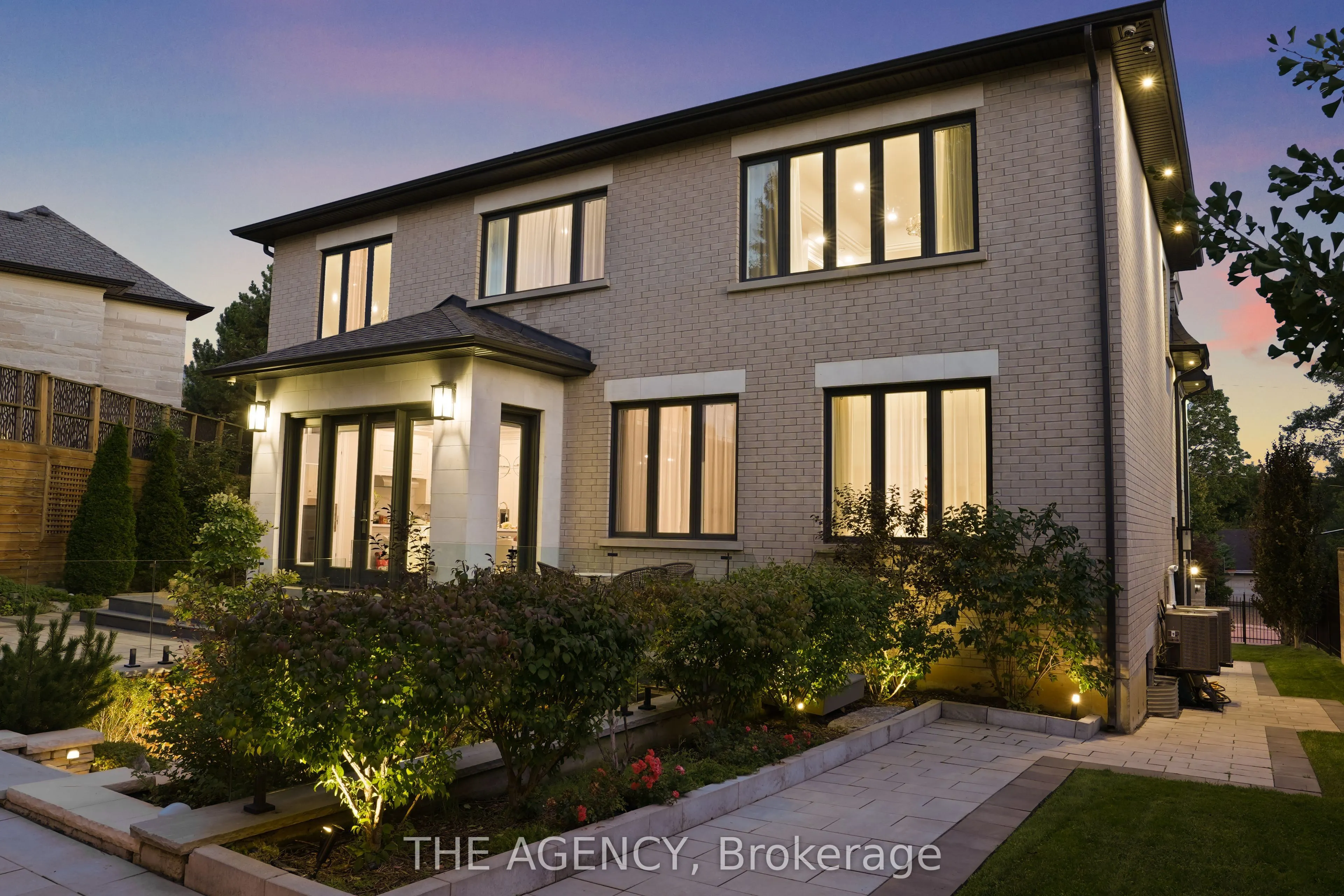 18 Suncrest Drive