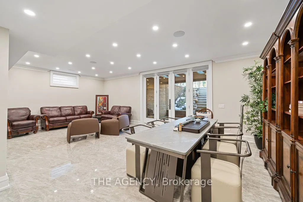 18 Suncrest Drive