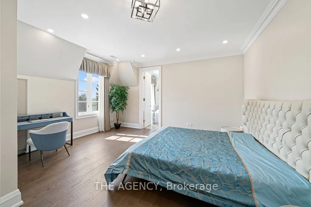 18 Suncrest Drive