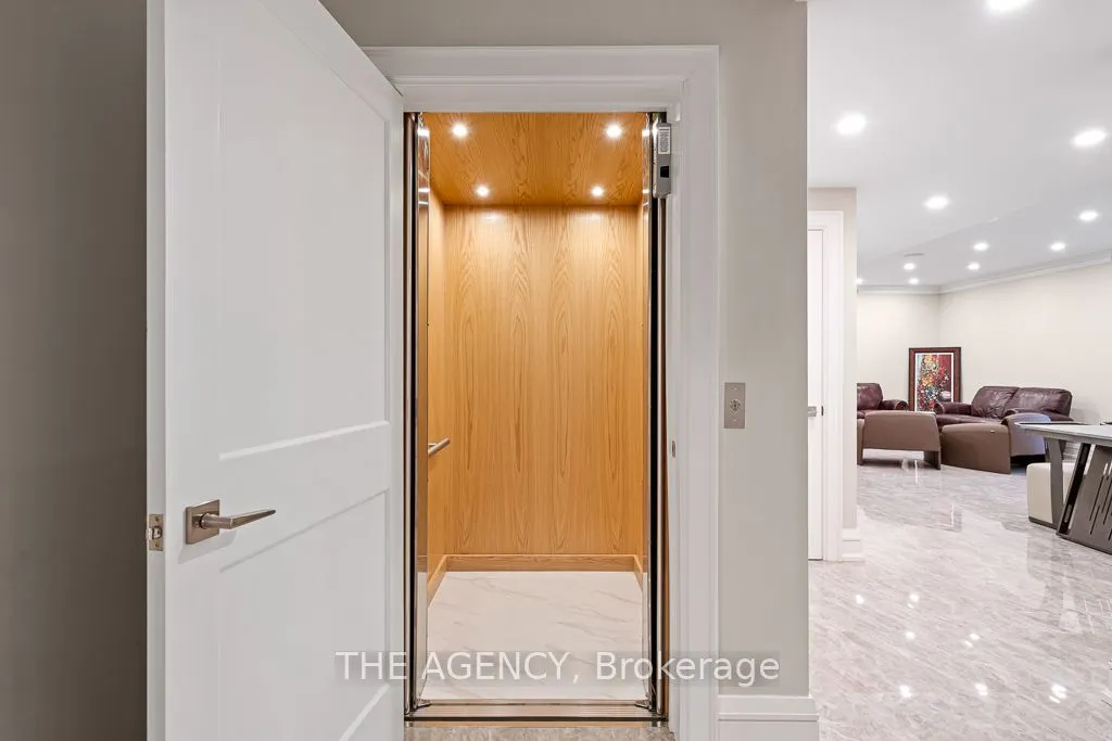 18 Suncrest Drive