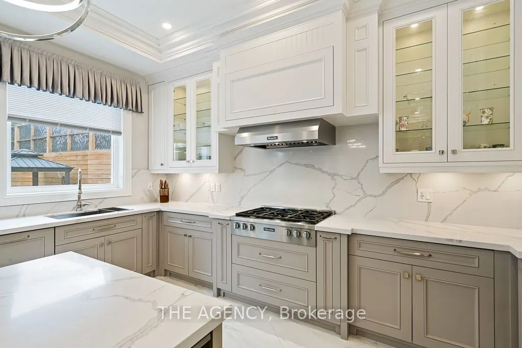 18 Suncrest Drive