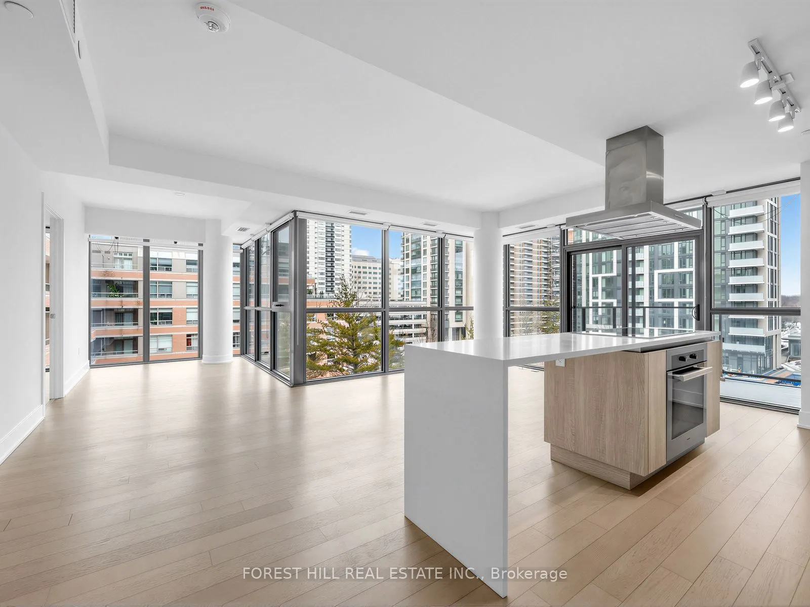 6 Jackes Avenue #513