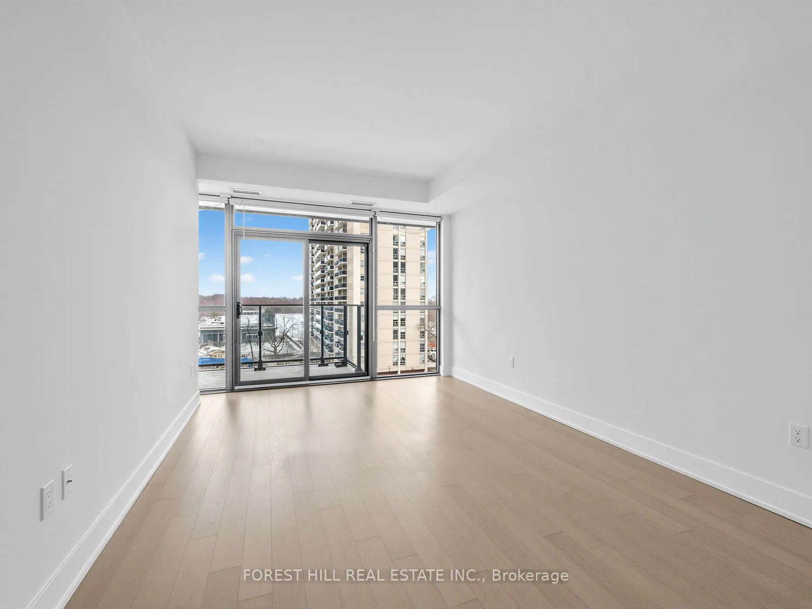 6 Jackes Avenue #513
