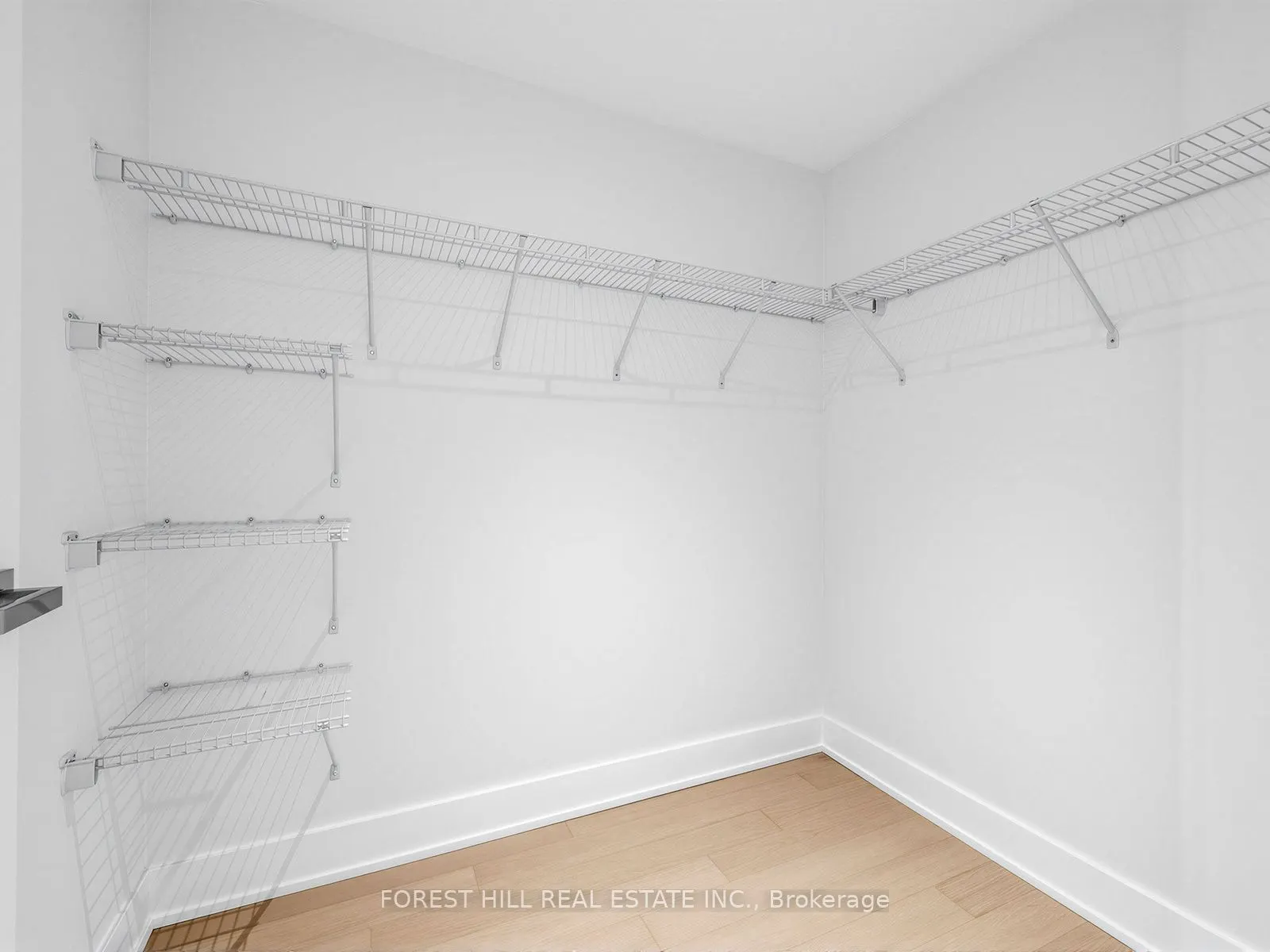 6 Jackes Avenue #513