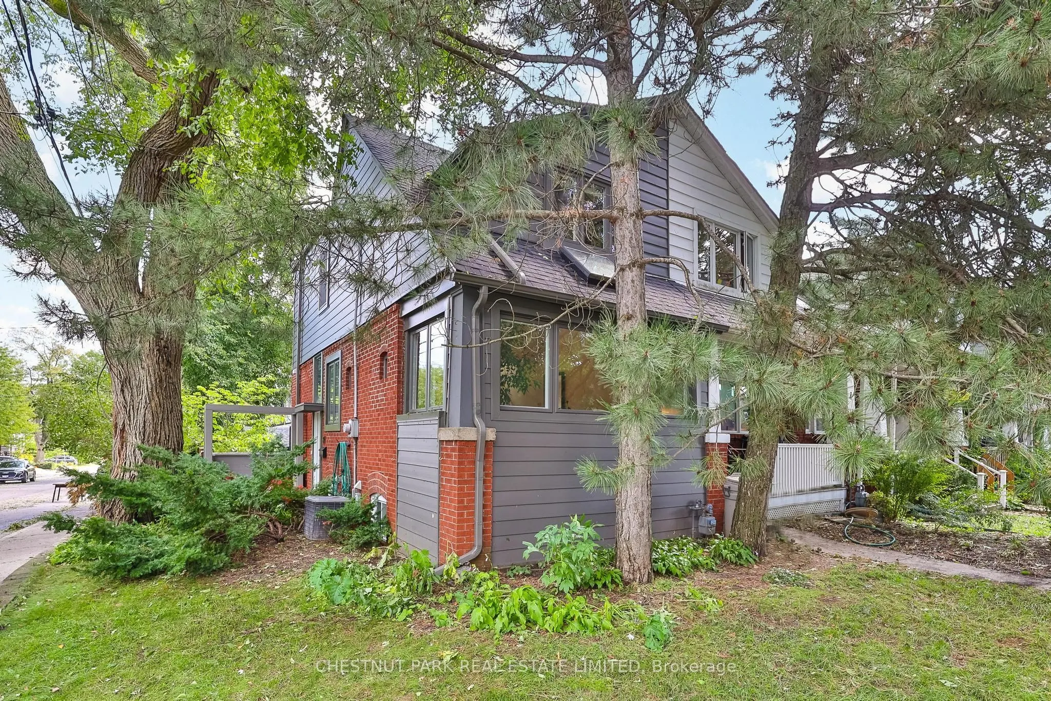 211 Snowdon Avenue
