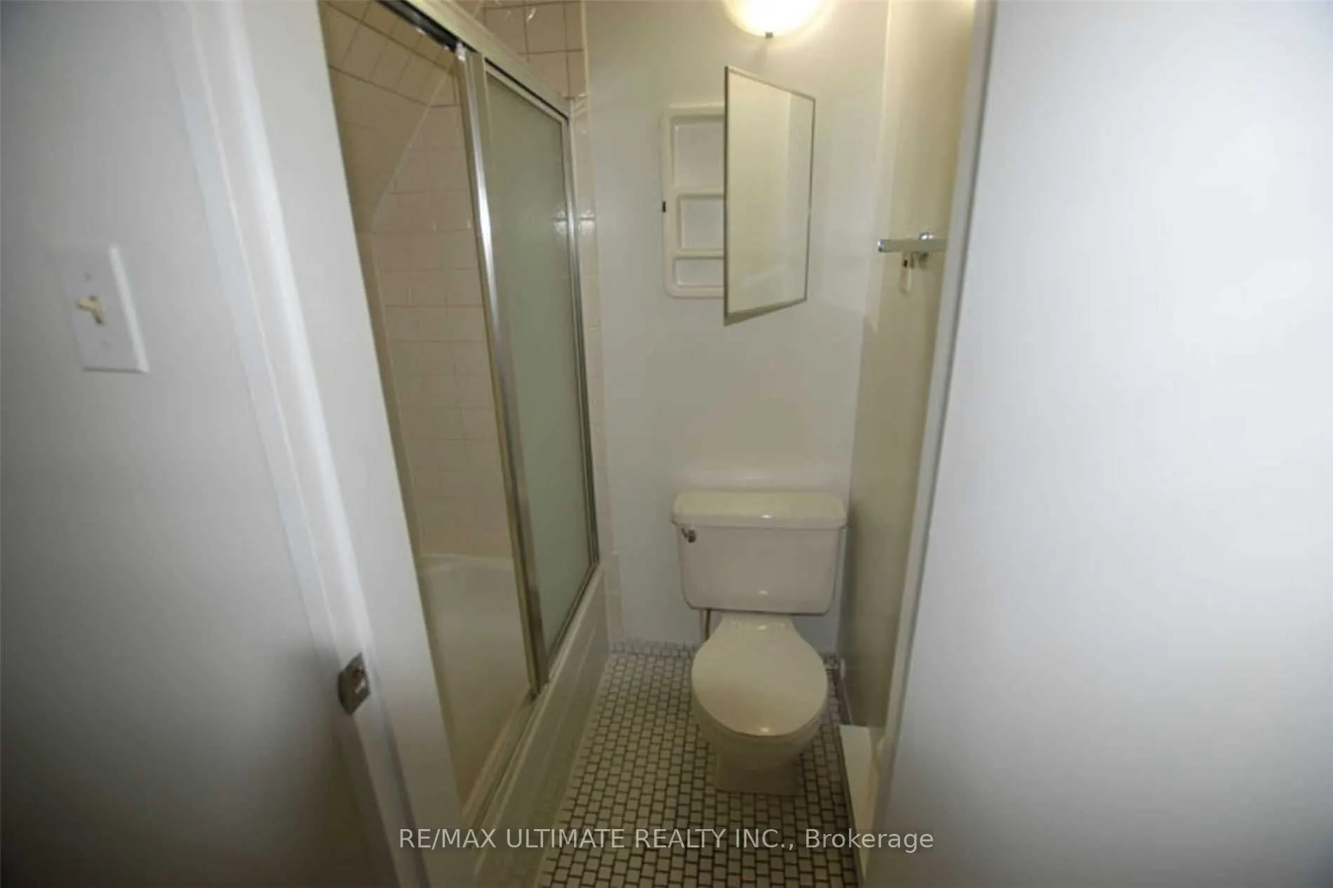 93 Spadina Road