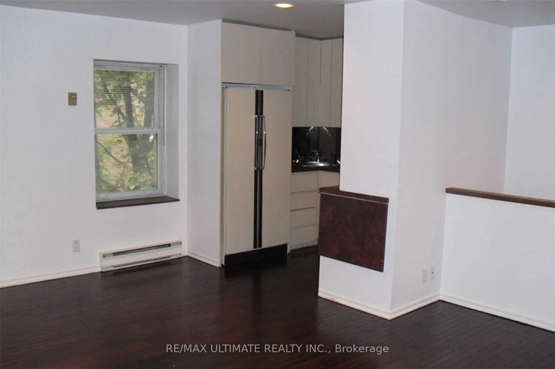 93 Spadina Road
