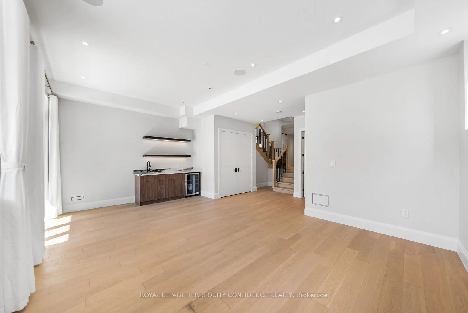 333 Horsham Avenue
