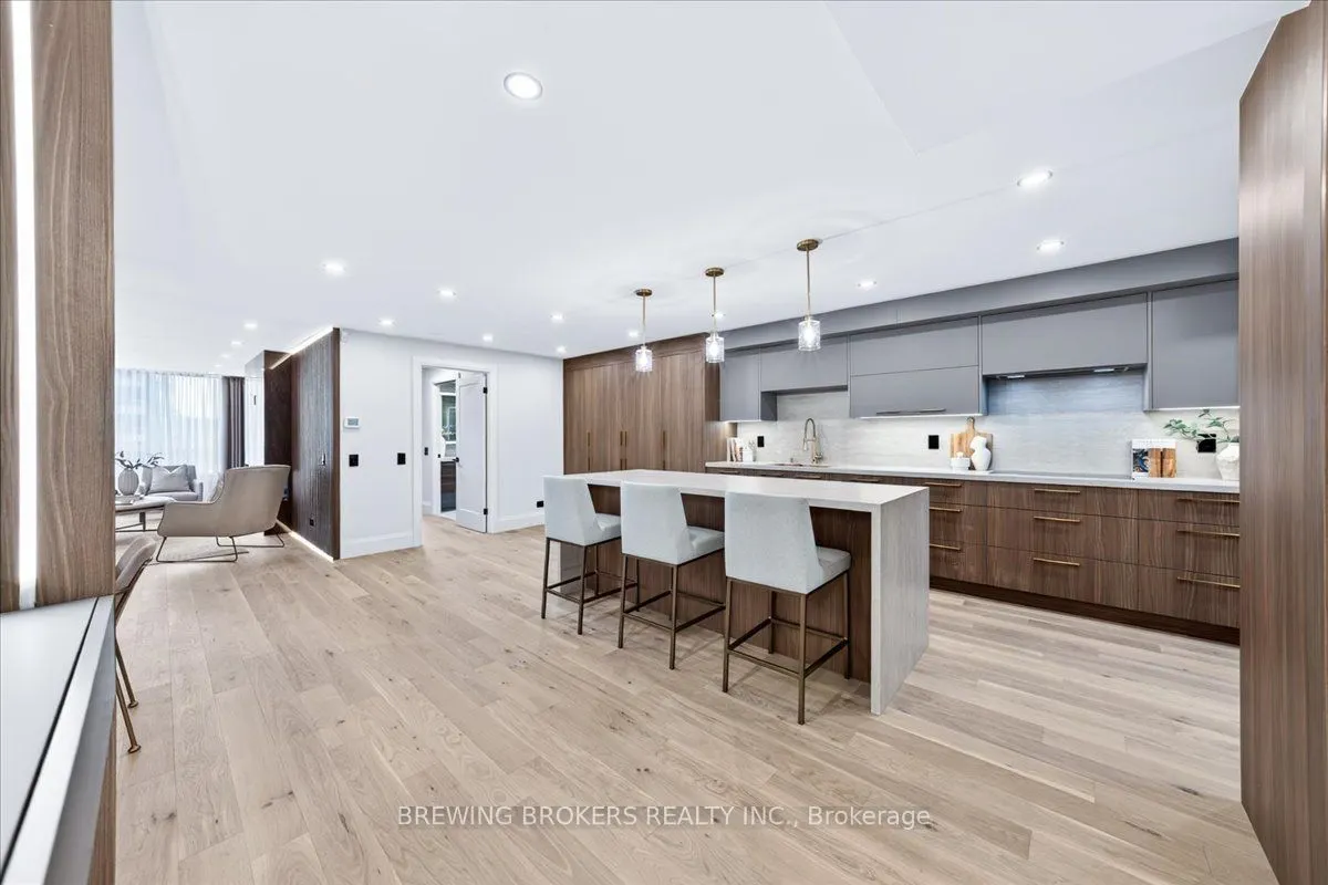 3600 Yonge Street #737