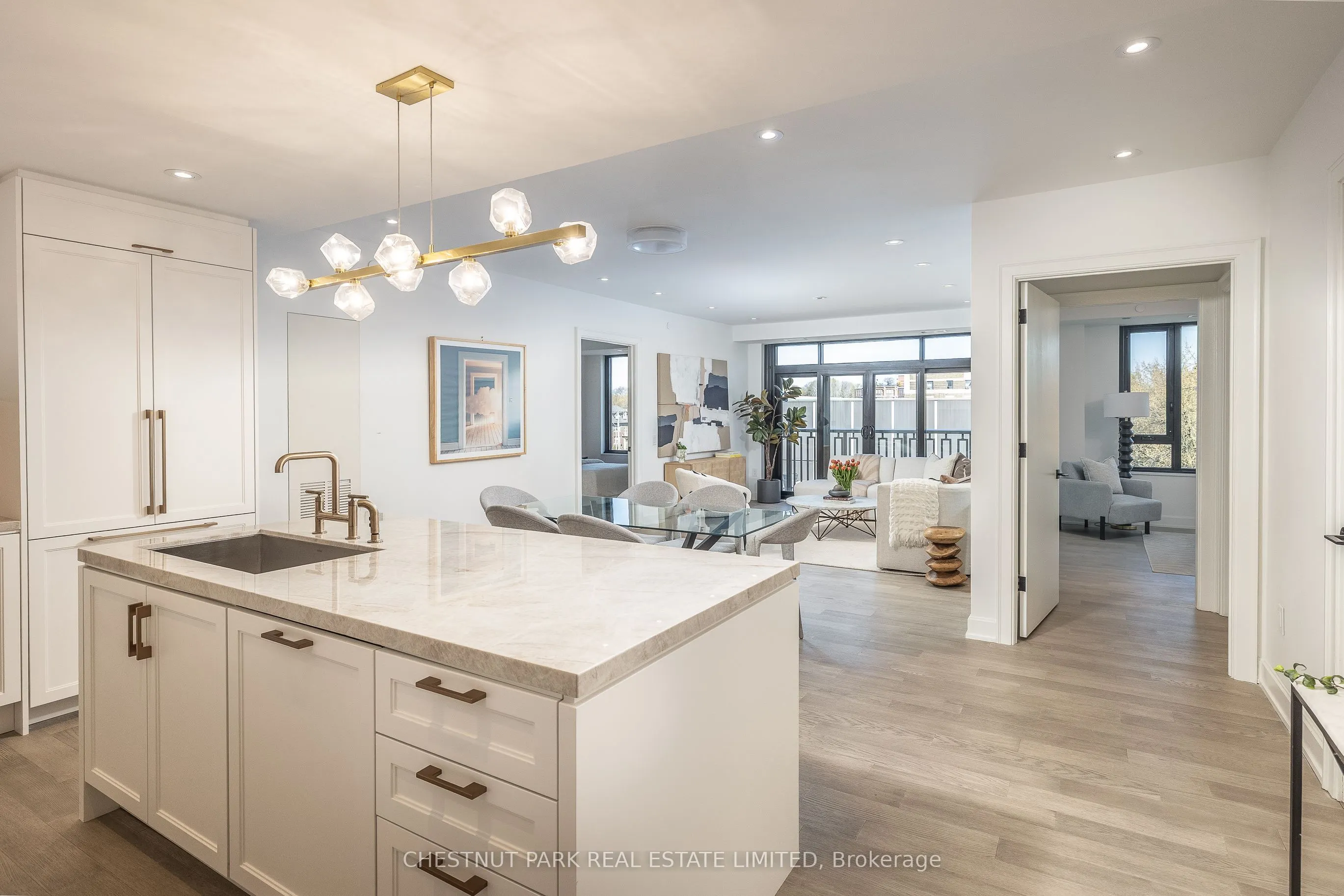 1 Strathgowan Avenue #408