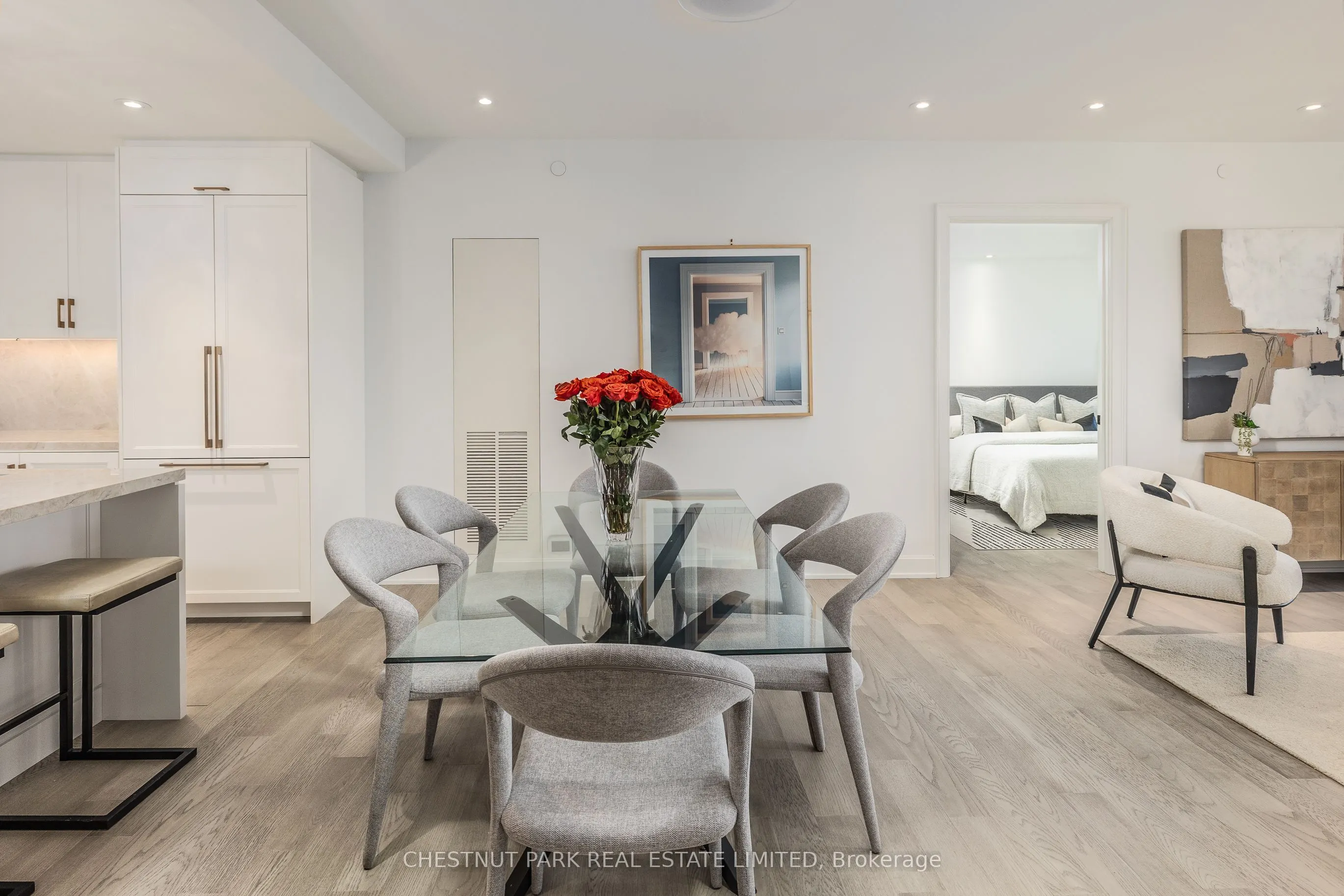1 Strathgowan Avenue #408
