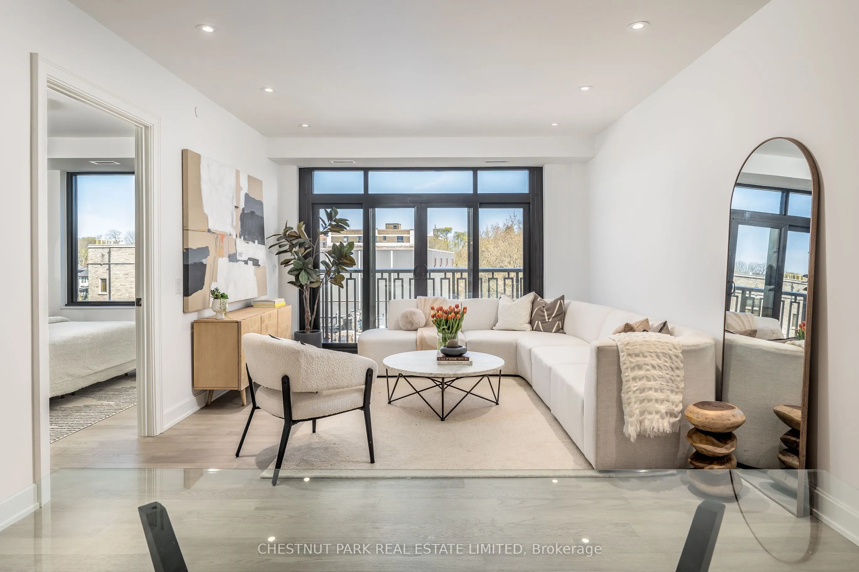 1 Strathgowan Avenue #408