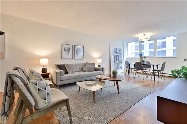 360 Bloor Street E #1007