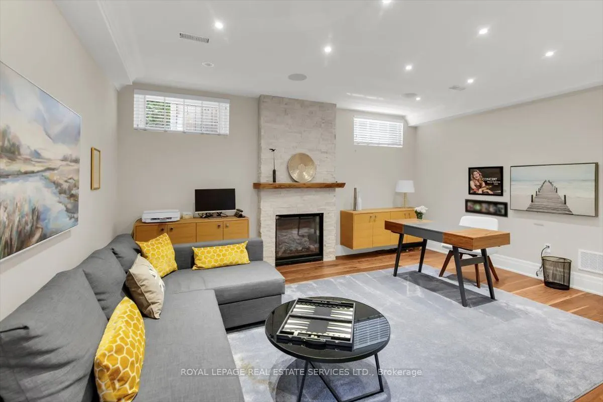 40 Divadale Drive