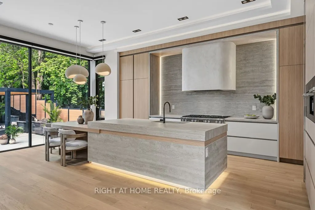 77 Walder Avenue