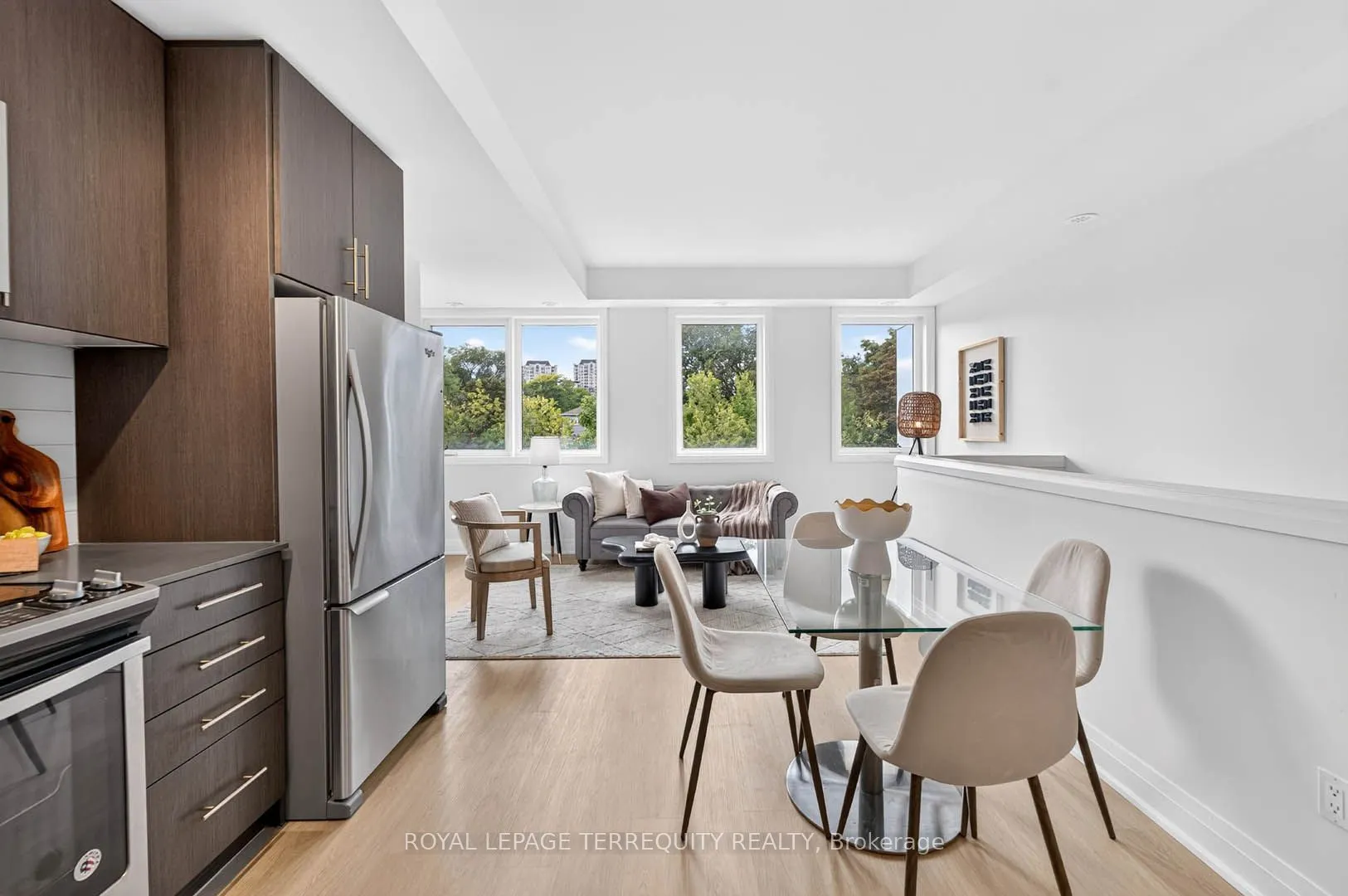 780 Sheppard Avenue E #16