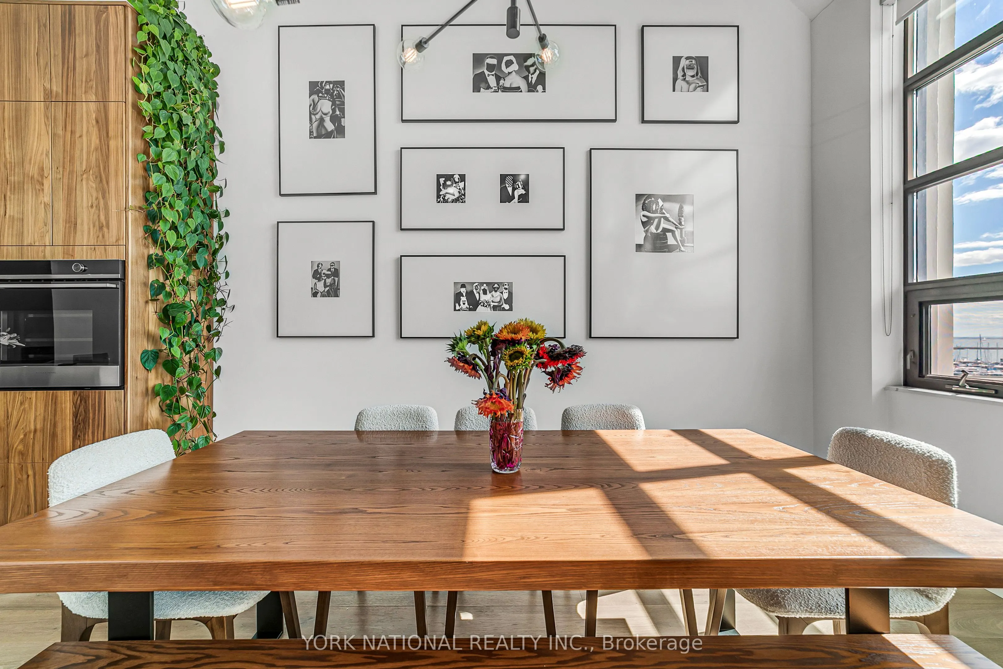 637 Lake Shore Boulevard W #409