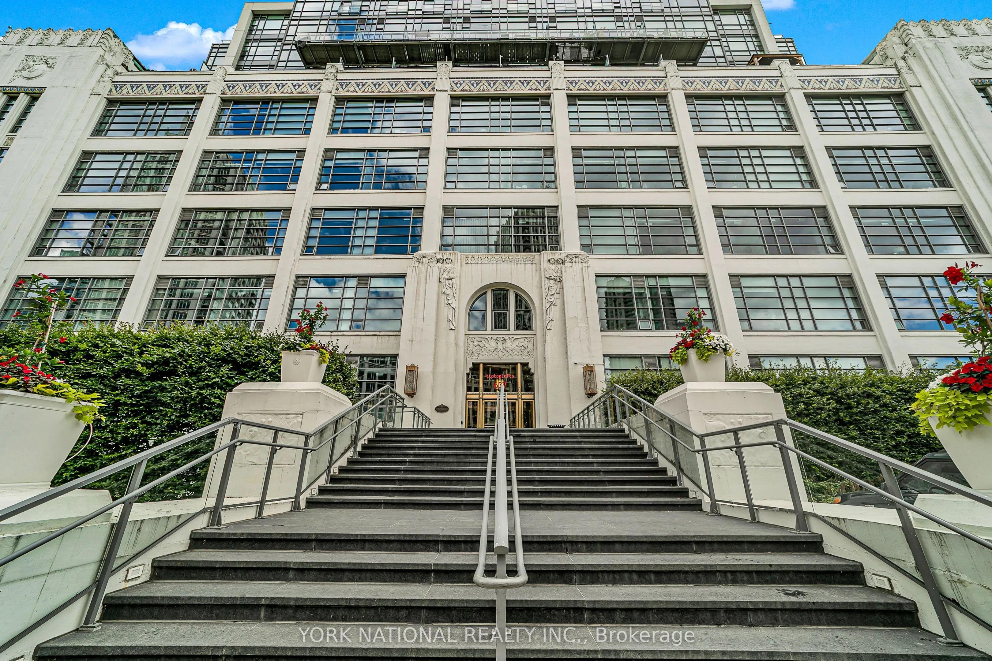 637 Lake Shore Boulevard W #409