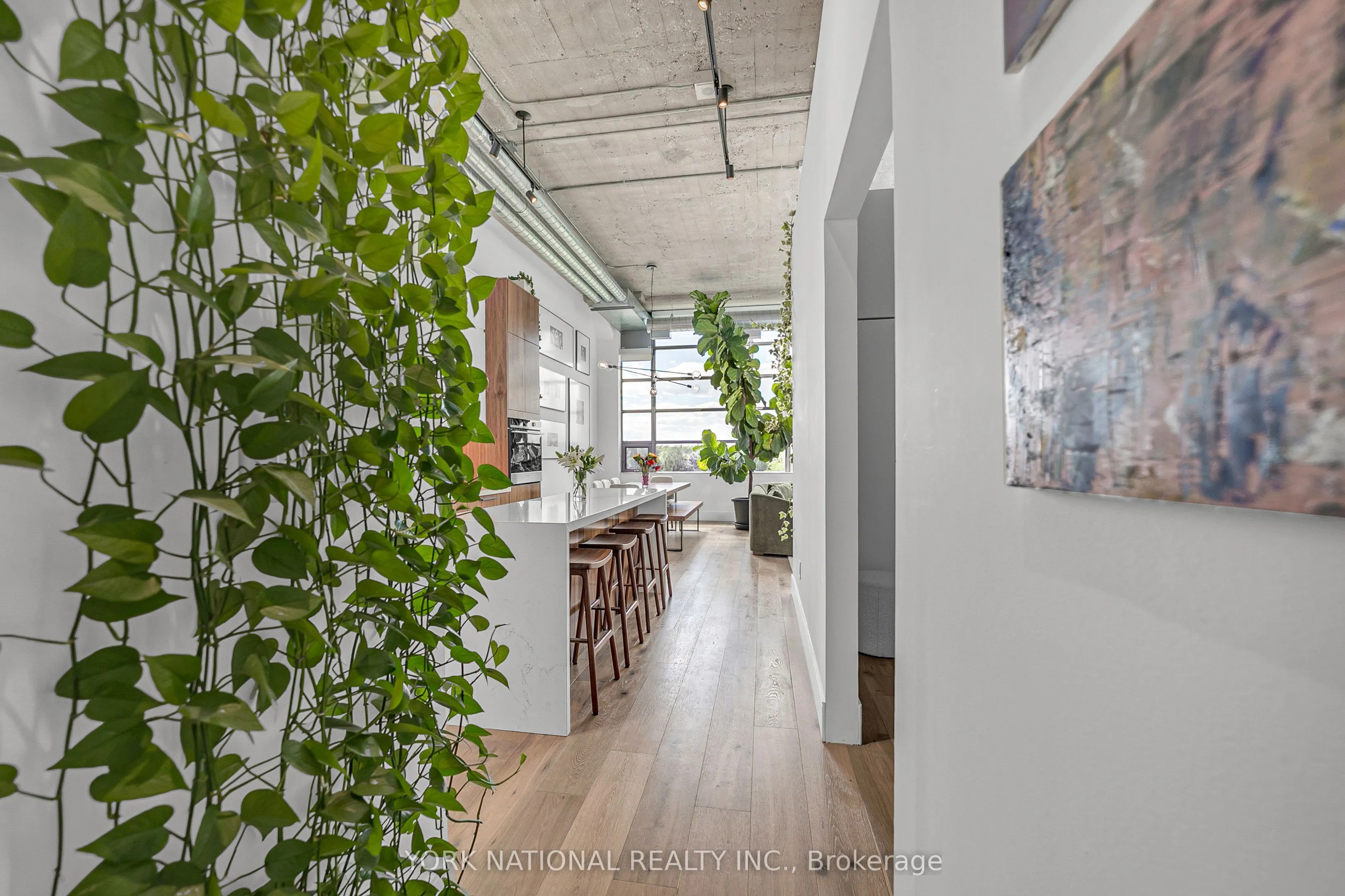 637 Lake Shore Boulevard W #409